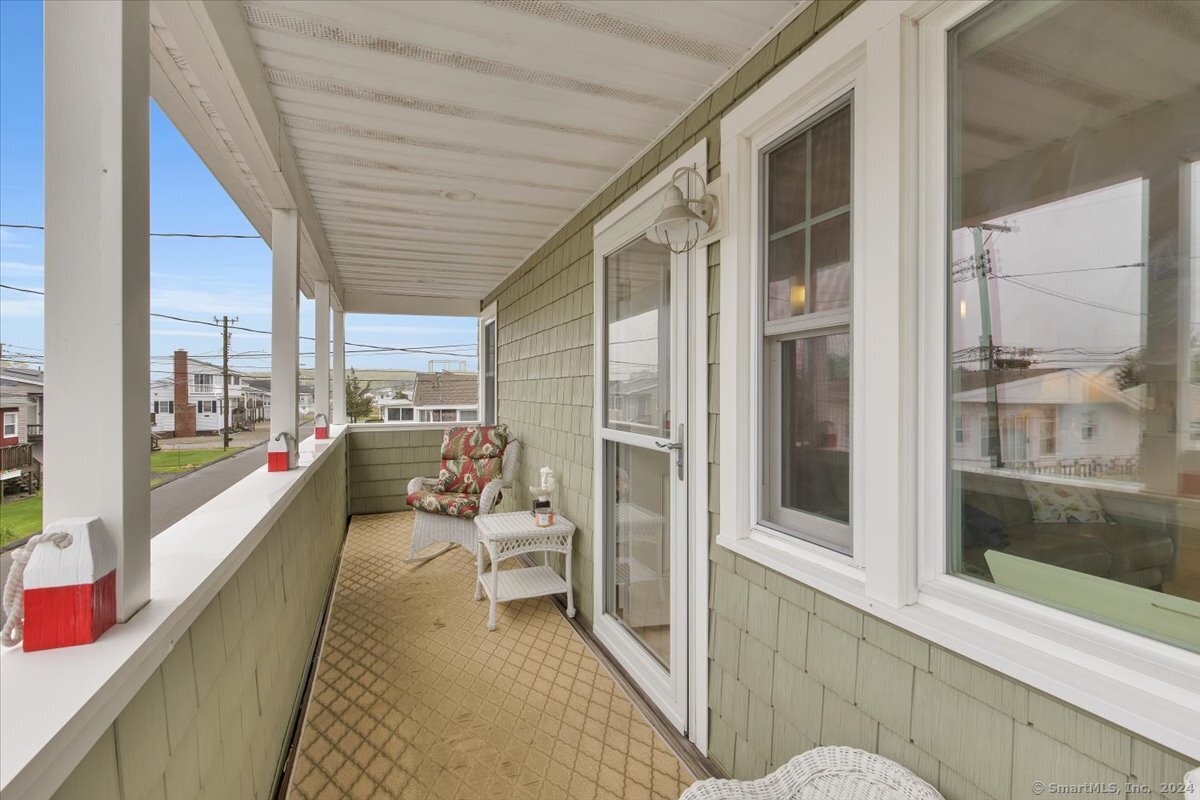 8 Tarpon Avenue