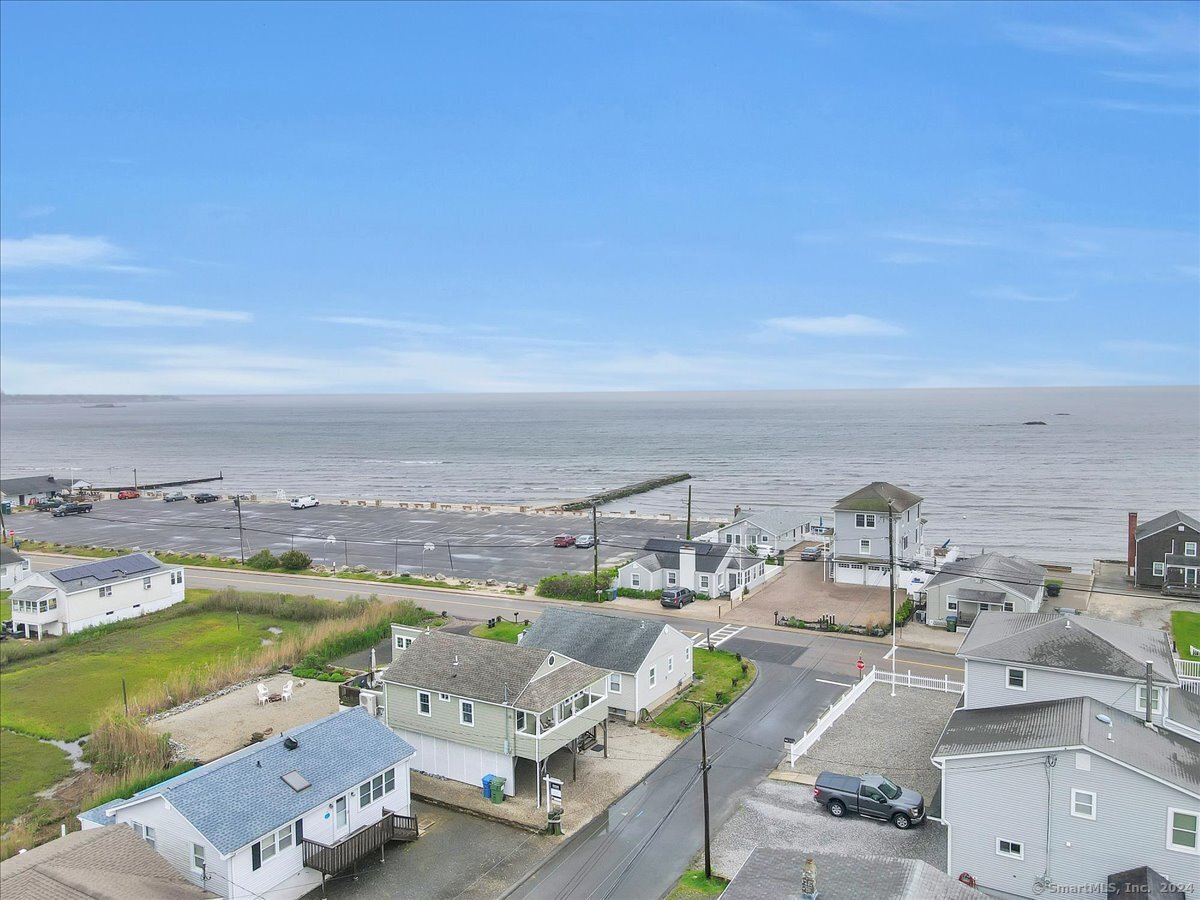 8 Tarpon Avenue