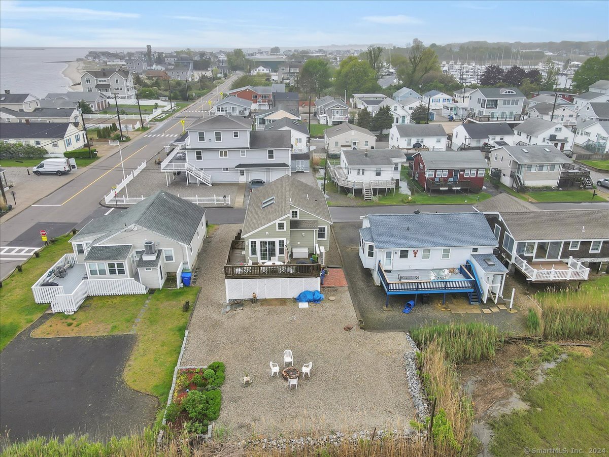 8 Tarpon Avenue