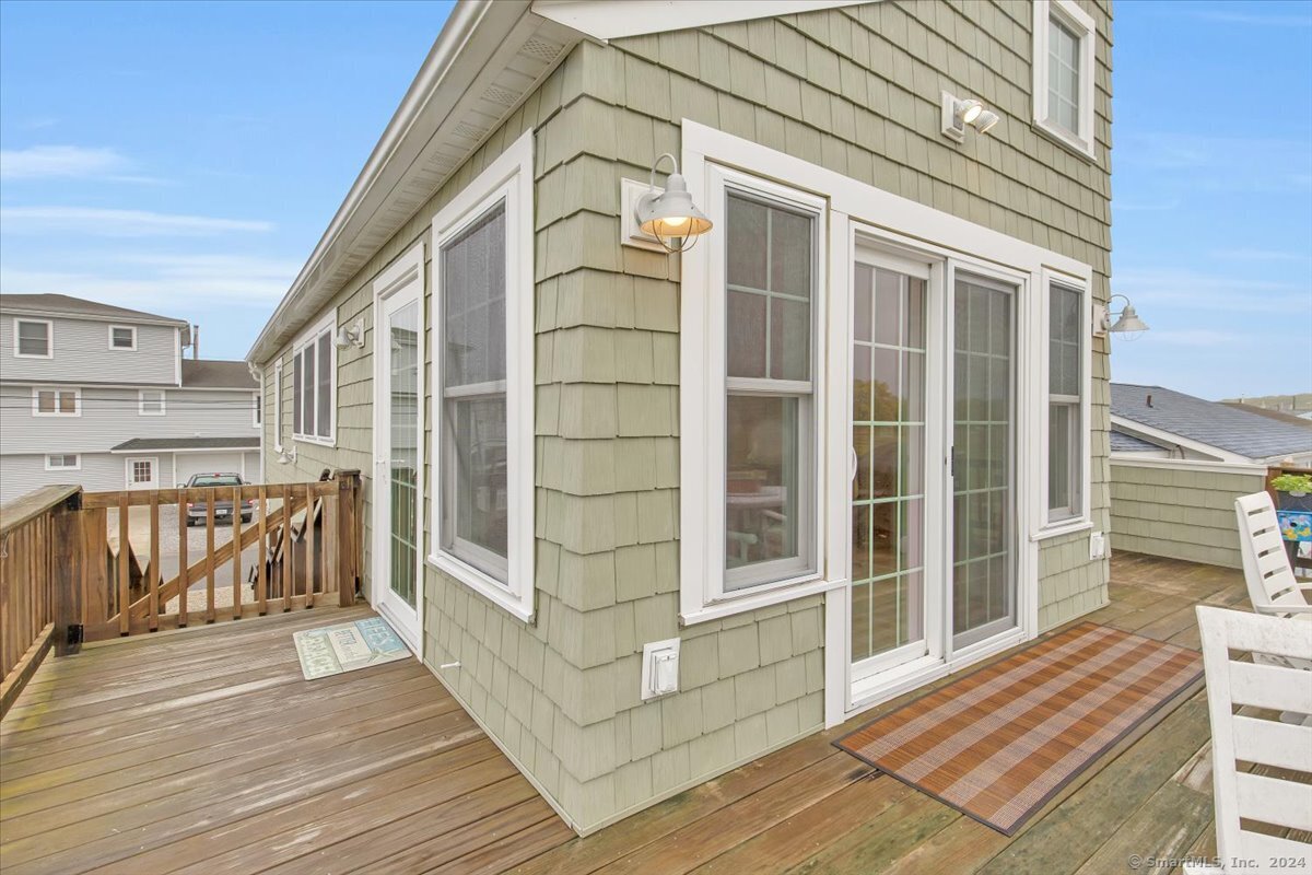 8 Tarpon Avenue