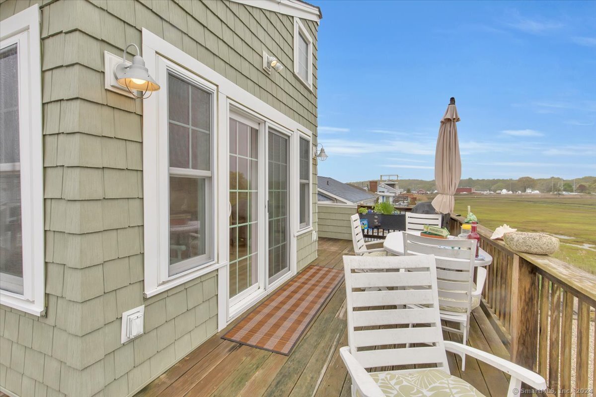 8 Tarpon Avenue