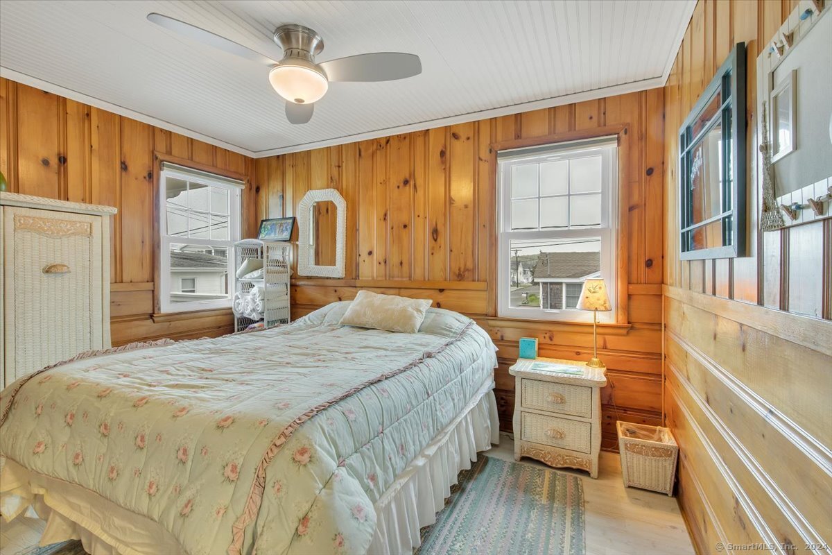 8 Tarpon Avenue