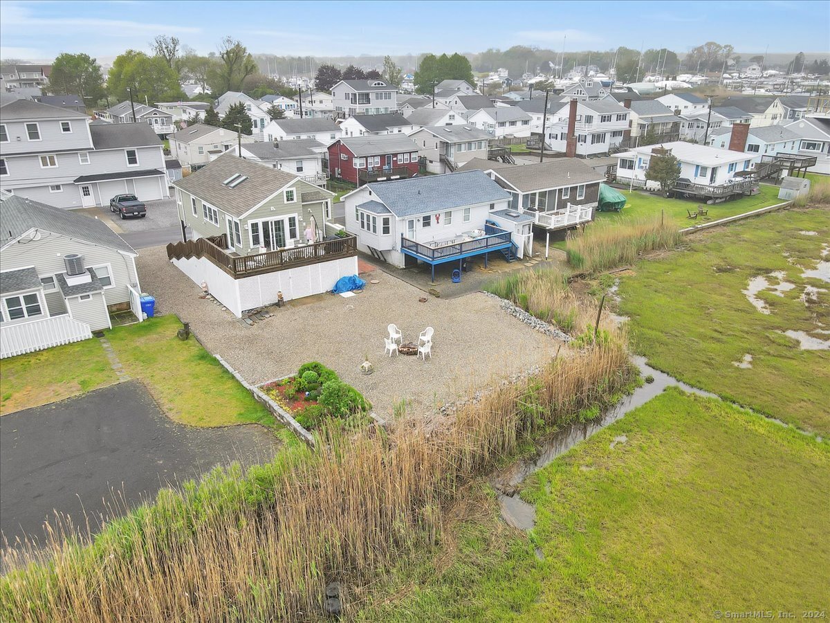 8 Tarpon Avenue