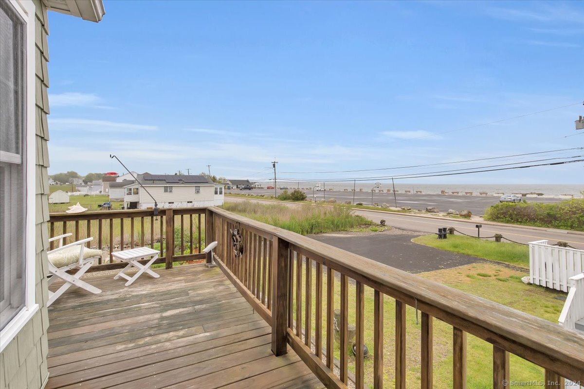 8 Tarpon Avenue