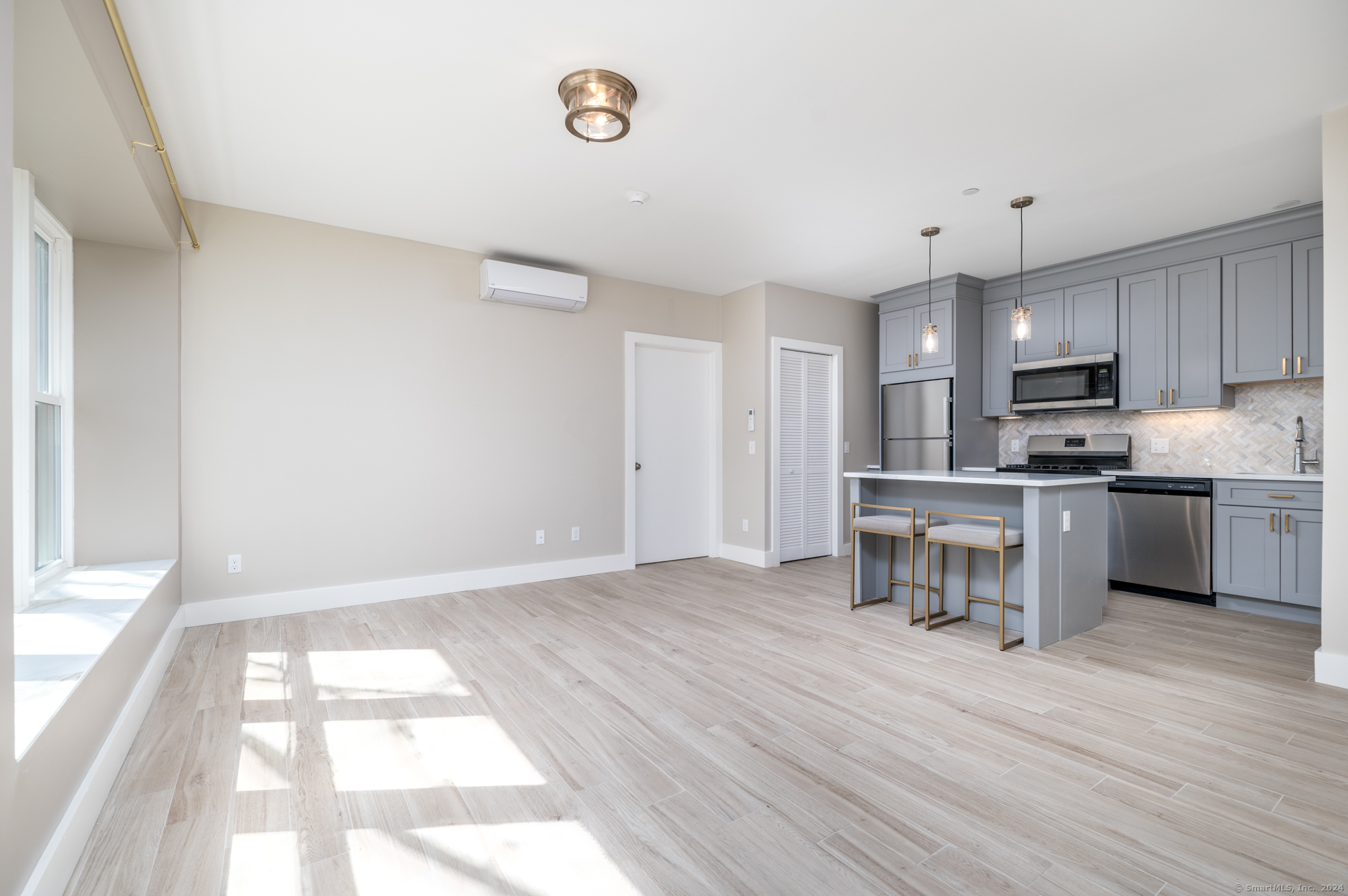32 Pulaski Street 1S