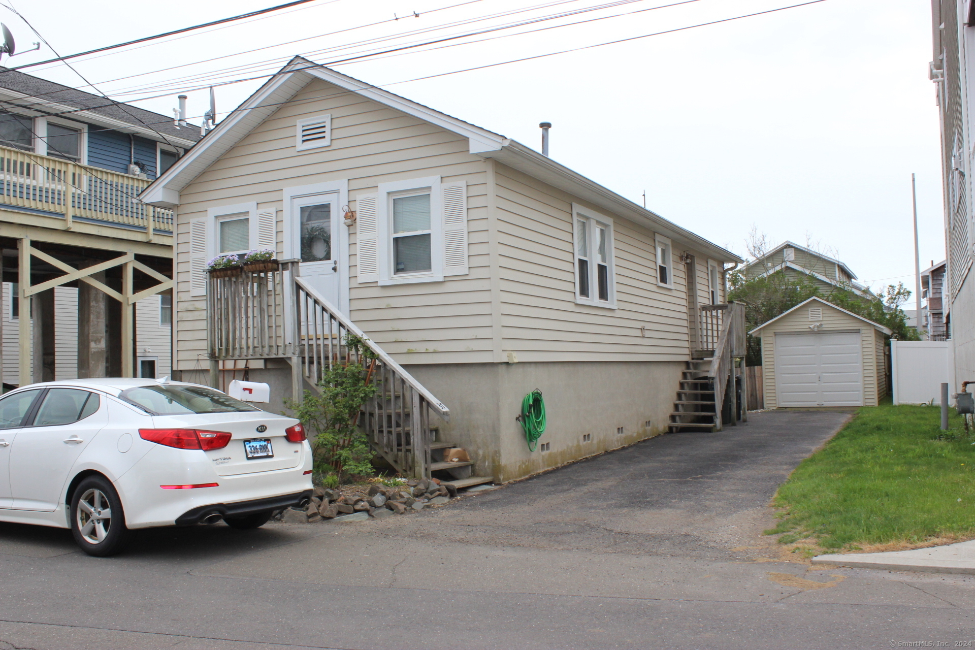 37 Morehouse Avenue