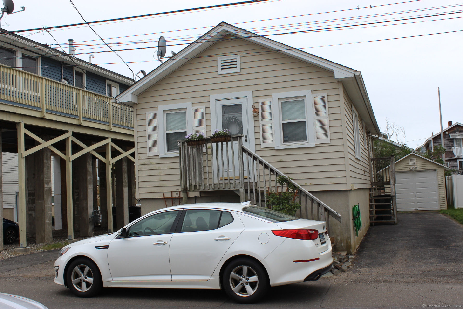 37 Morehouse Avenue