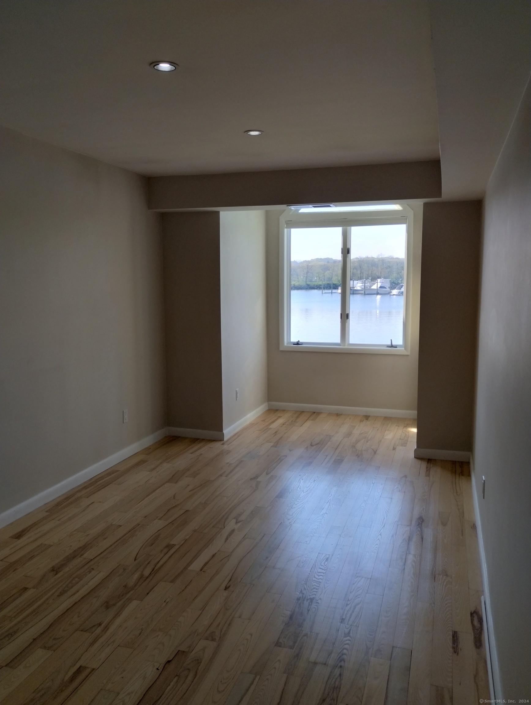 512 Popes Island Road 512