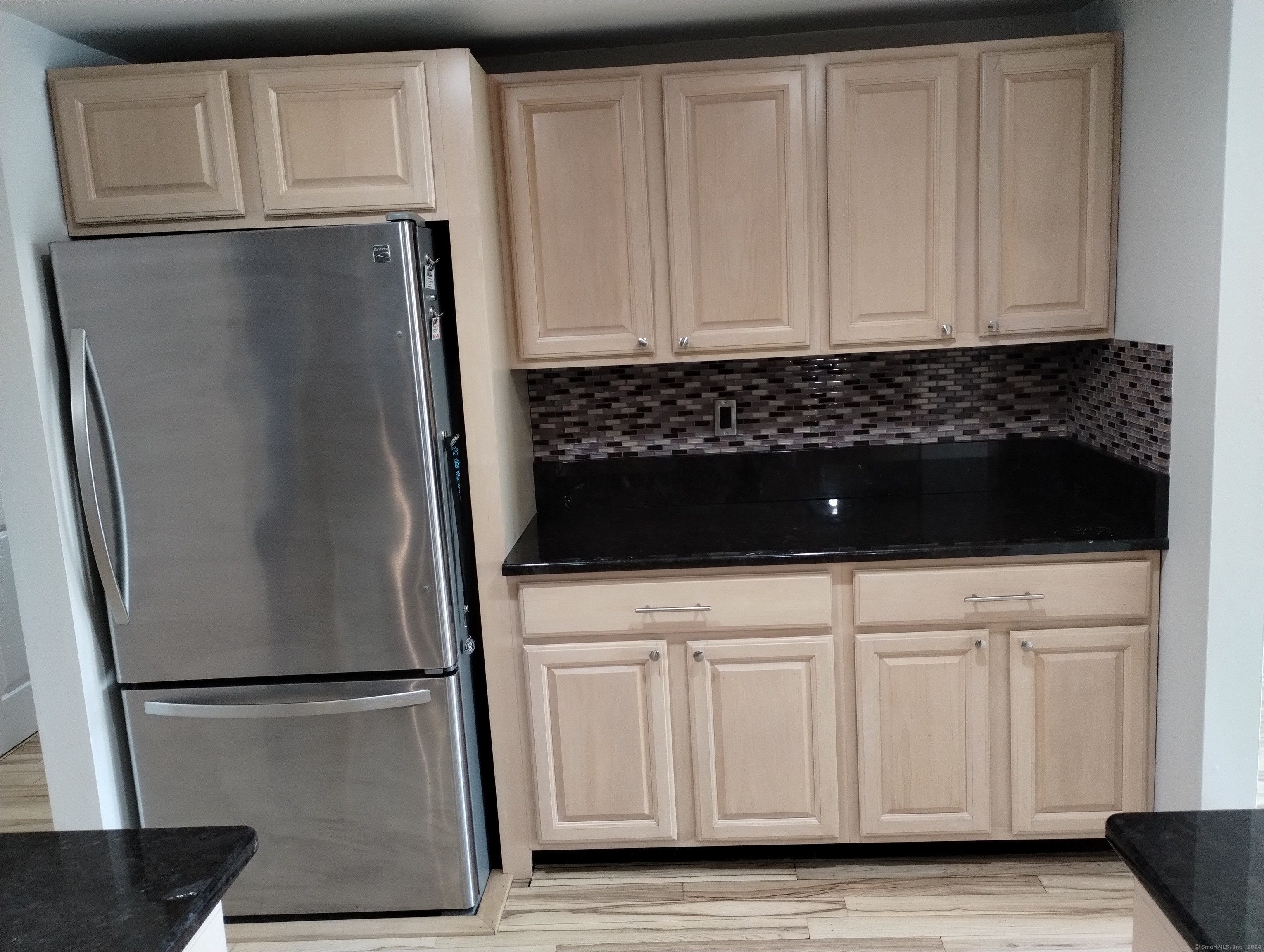 512 Popes Island Road 512