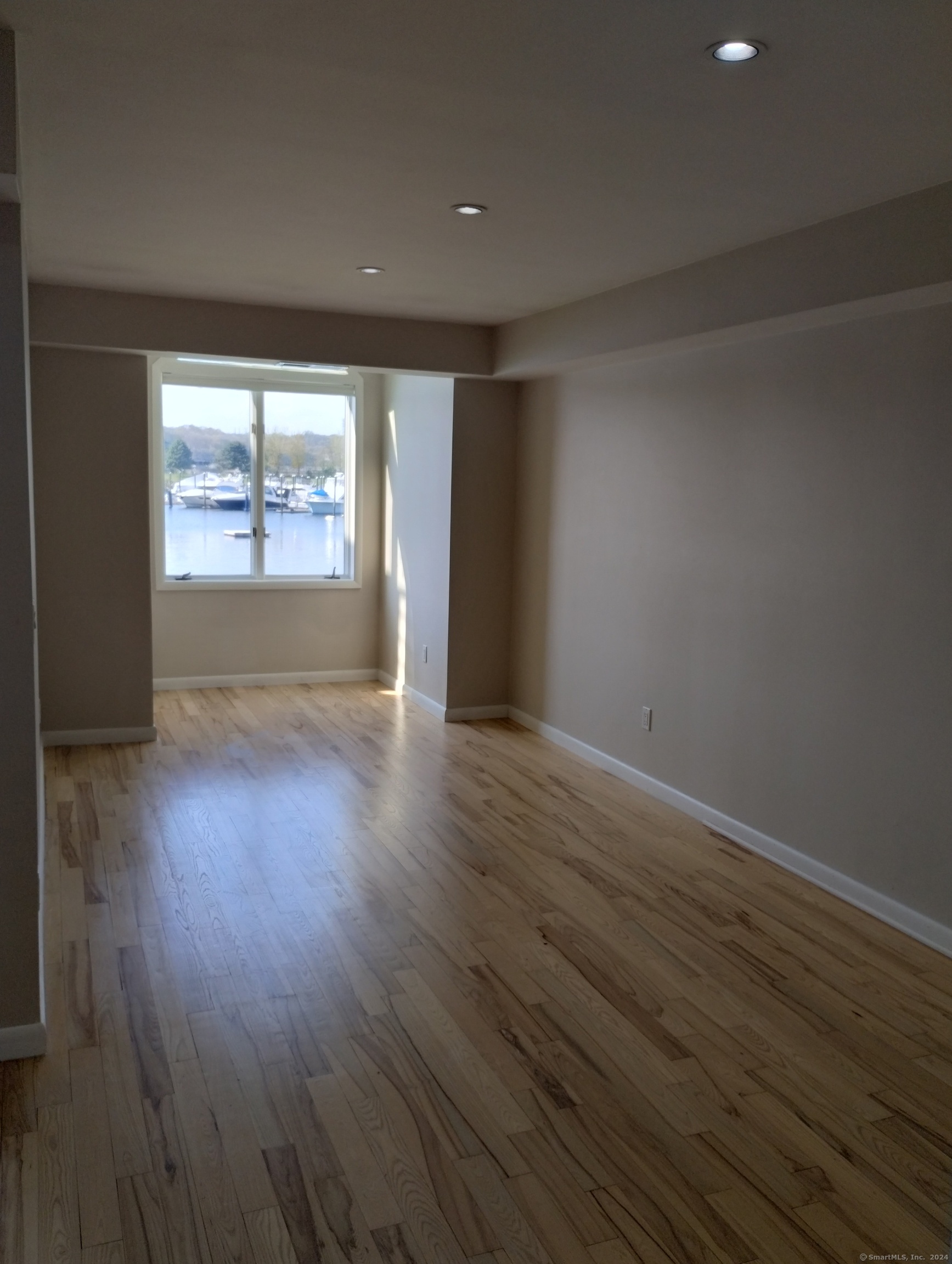 512 Popes Island Road 512