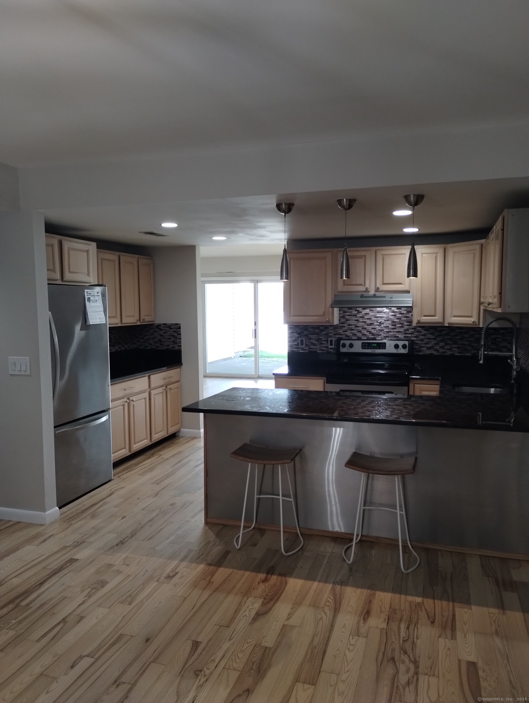 512 Popes Island Road 512