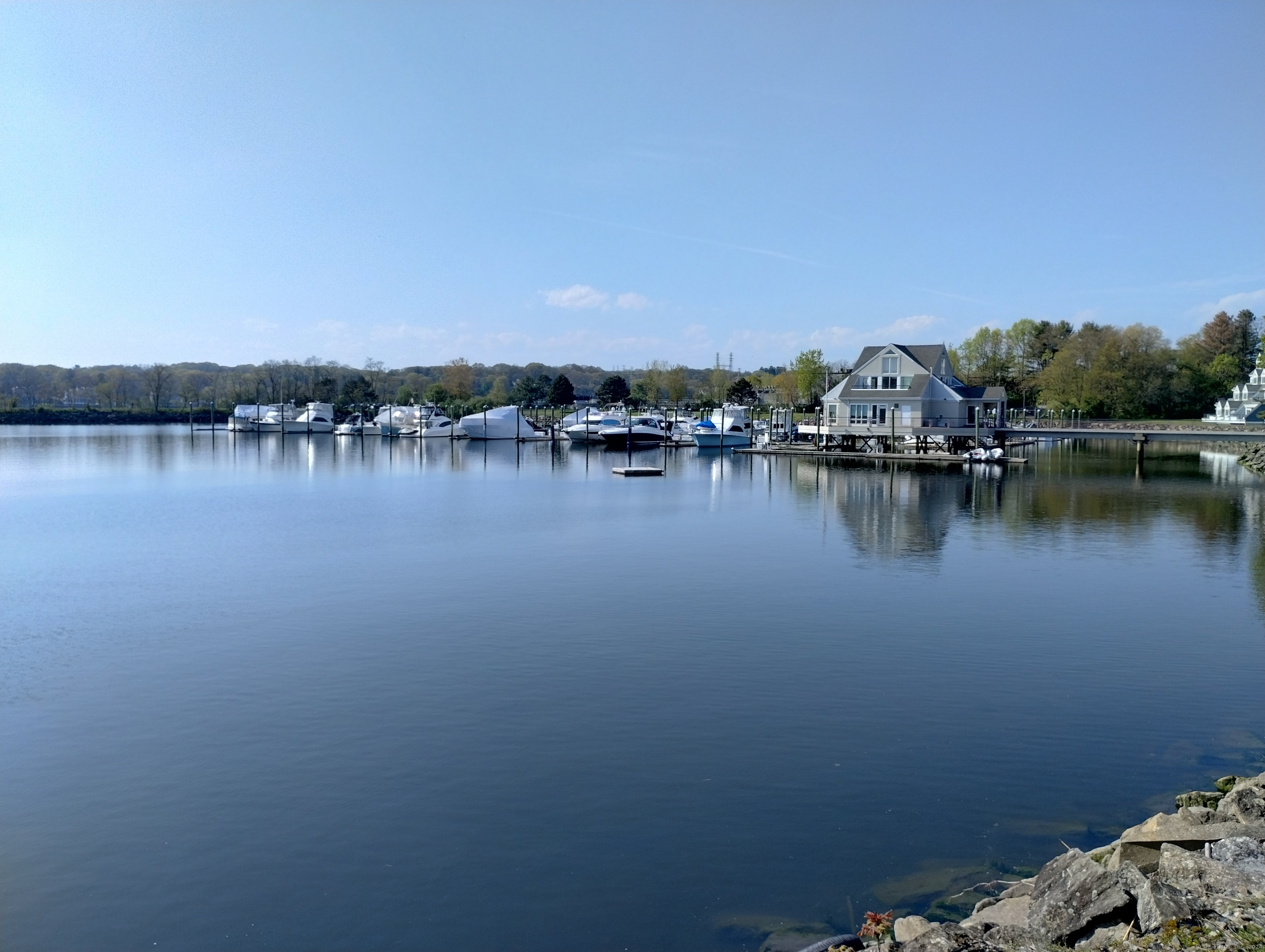 512 Popes Island Road 512