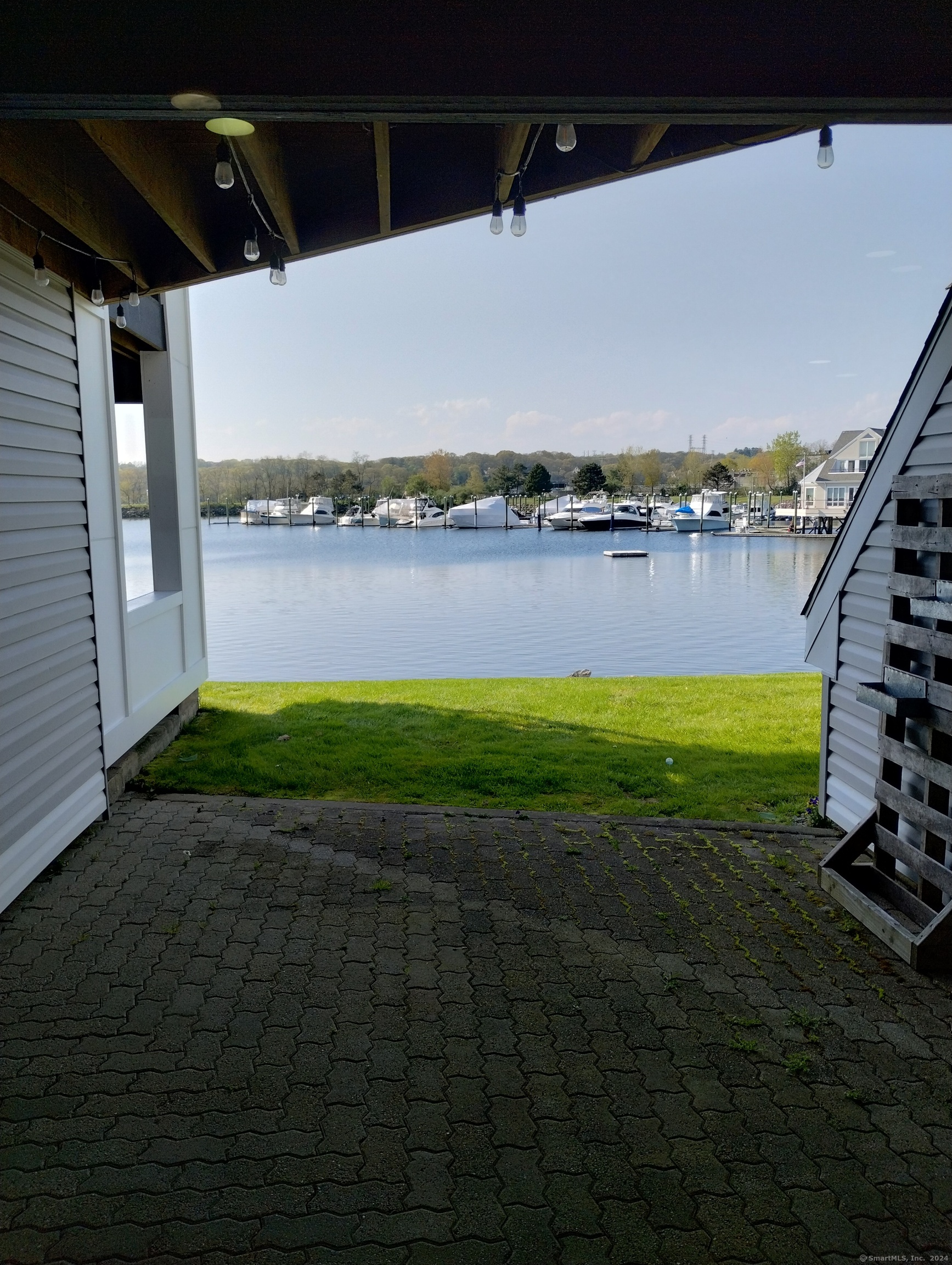 512 Popes Island Road 512