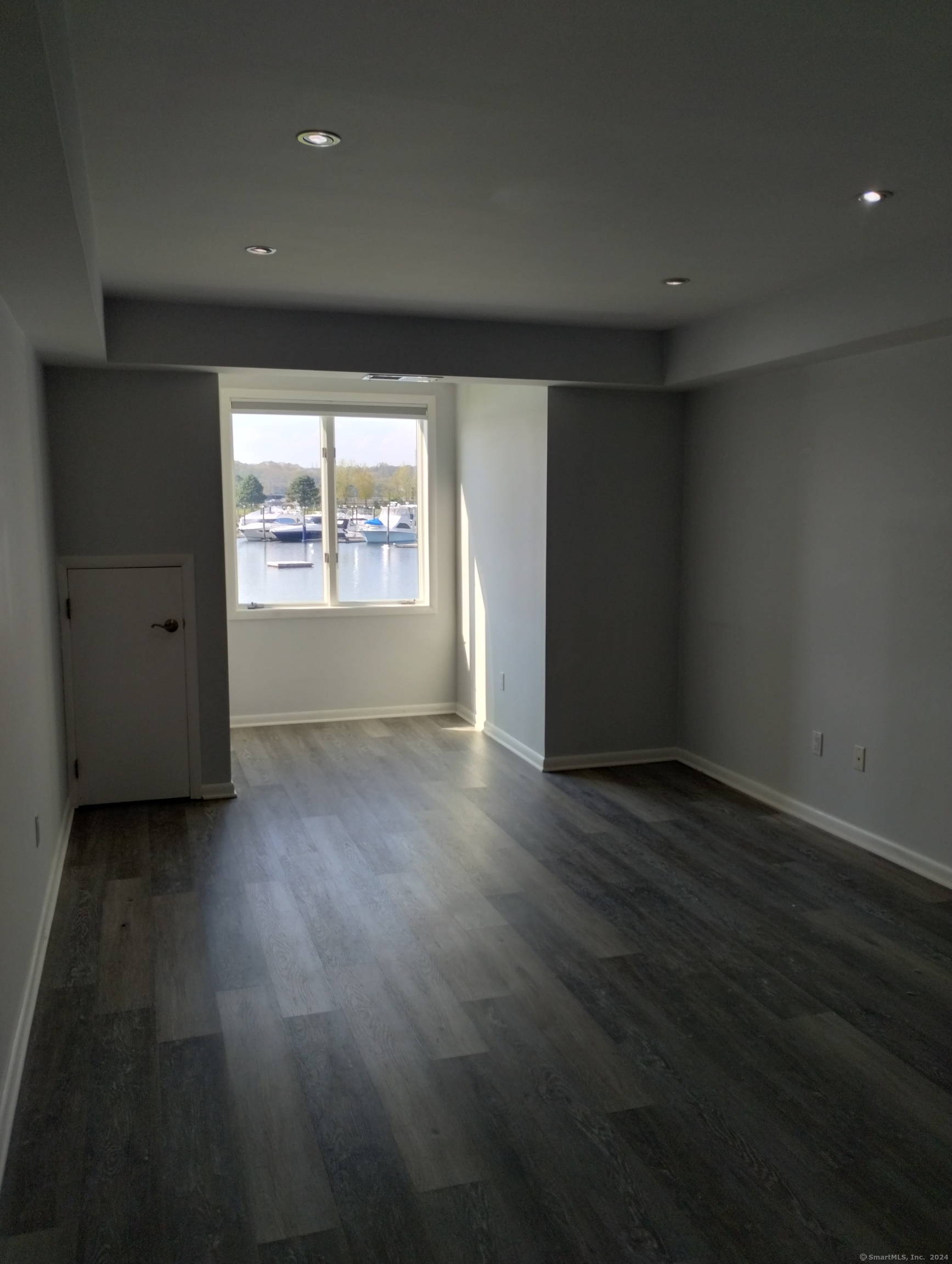 512 Popes Island Road 512
