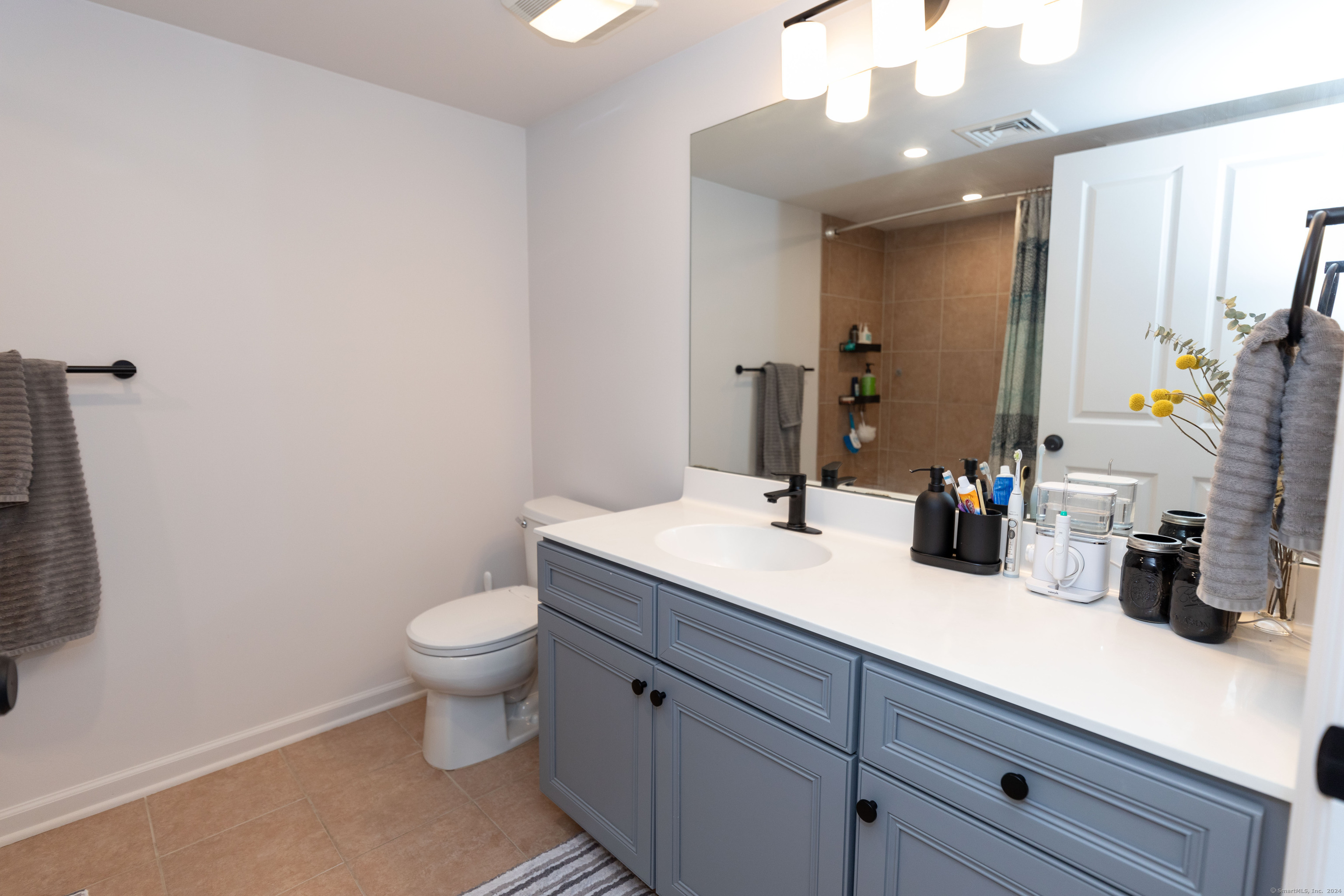 3250 Fairfield Avenue APT 205