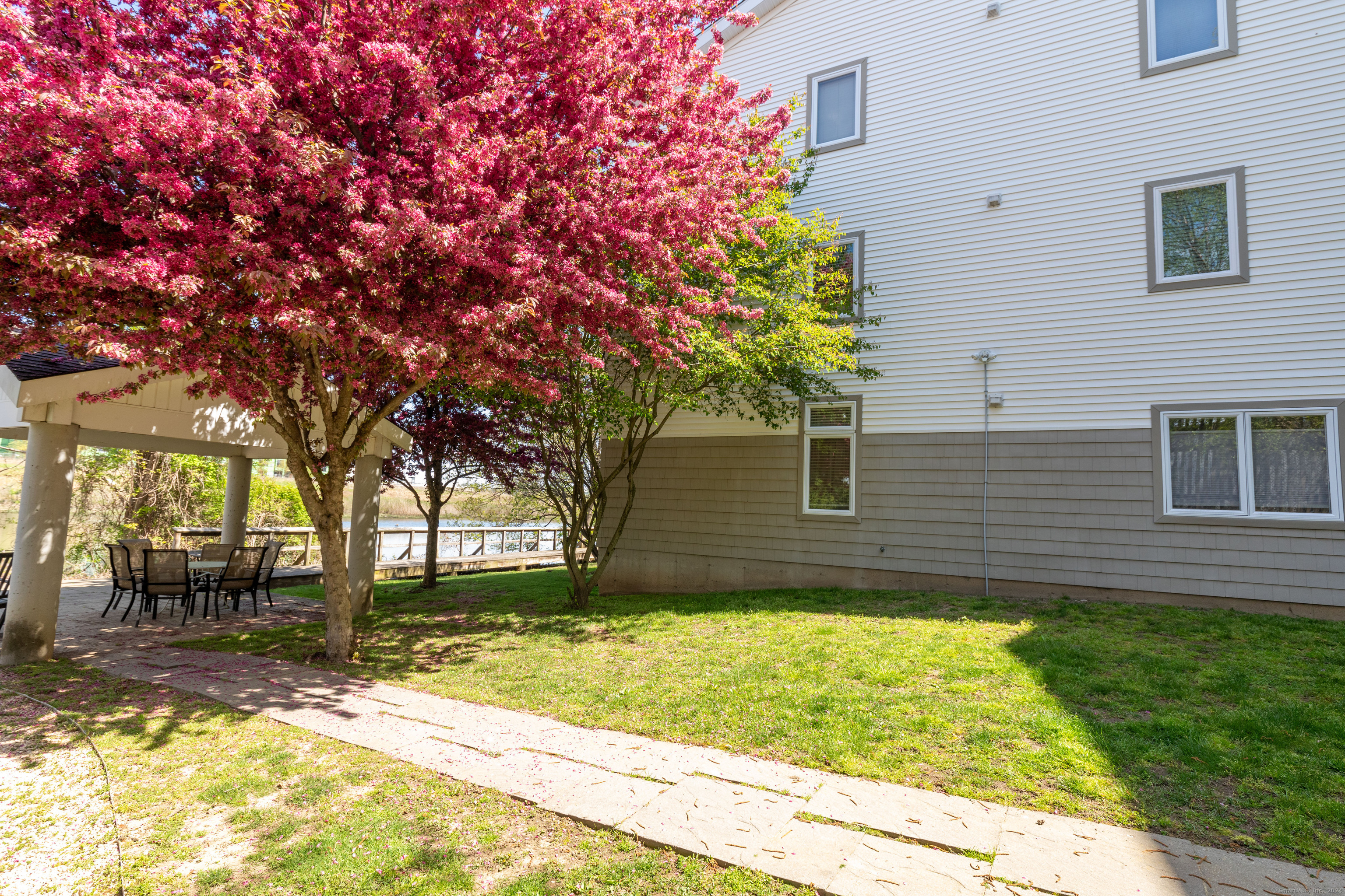 3250 Fairfield Avenue APT 205