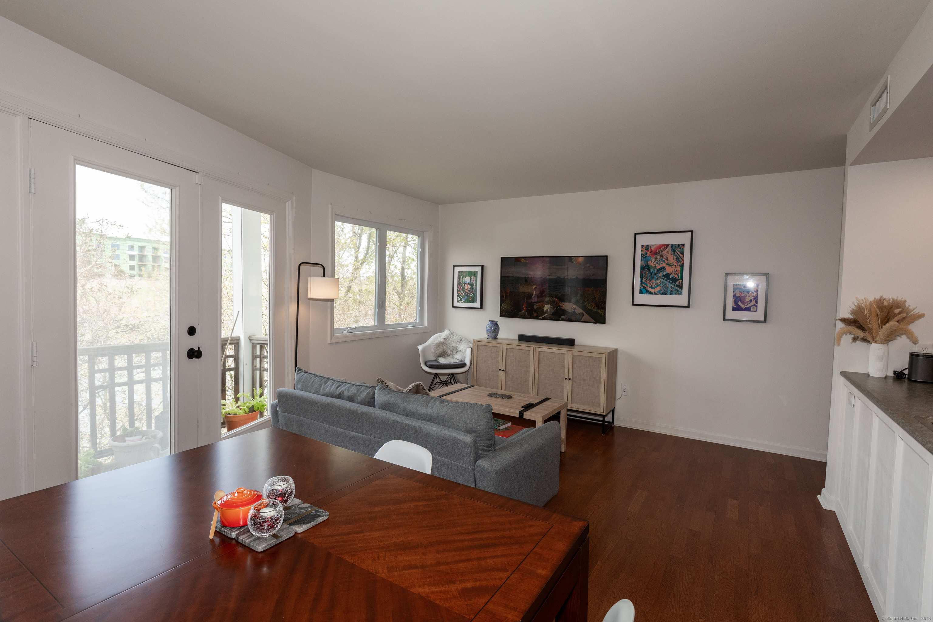 3250 Fairfield Avenue APT 205