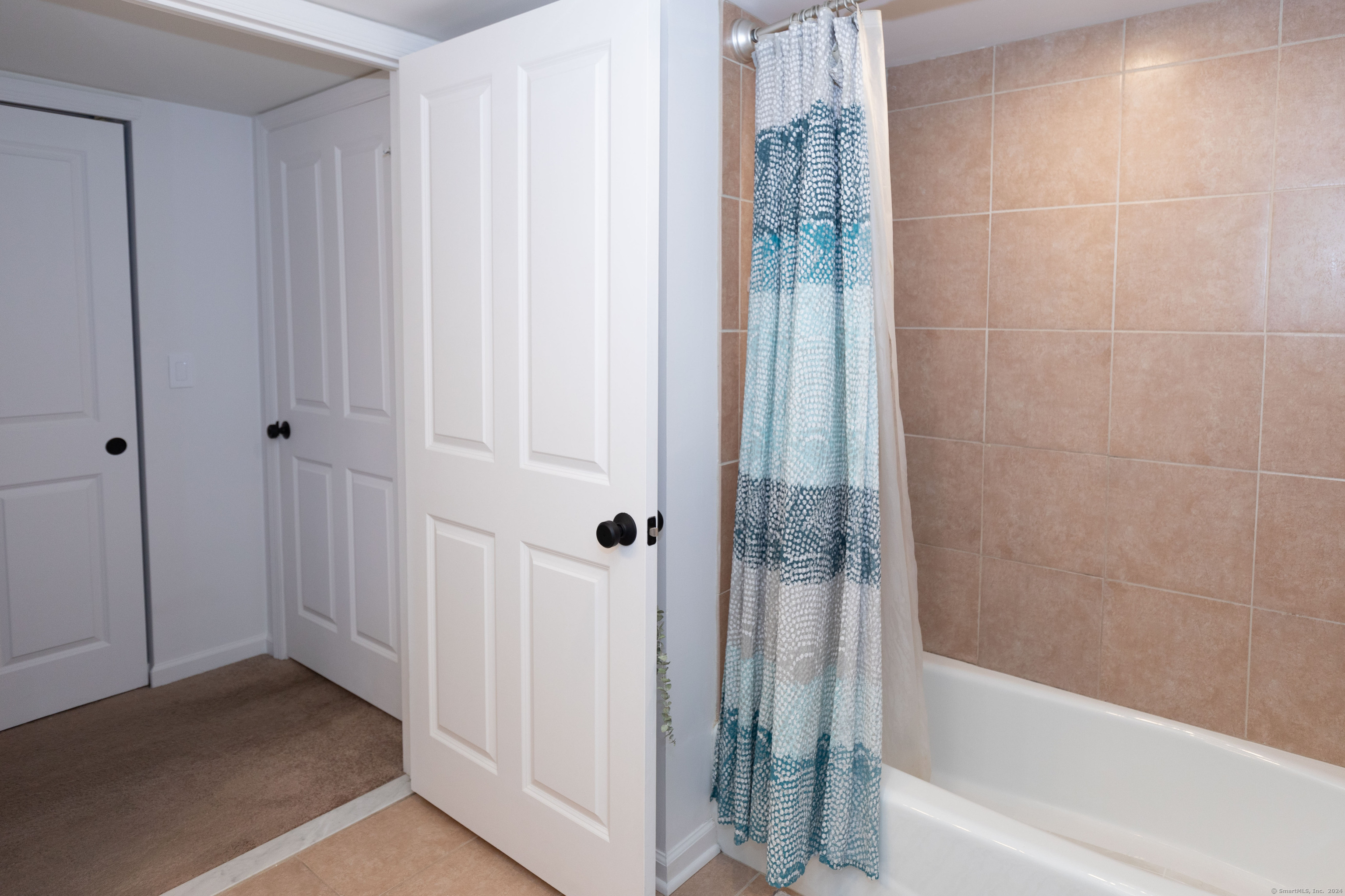 3250 Fairfield Avenue APT 205