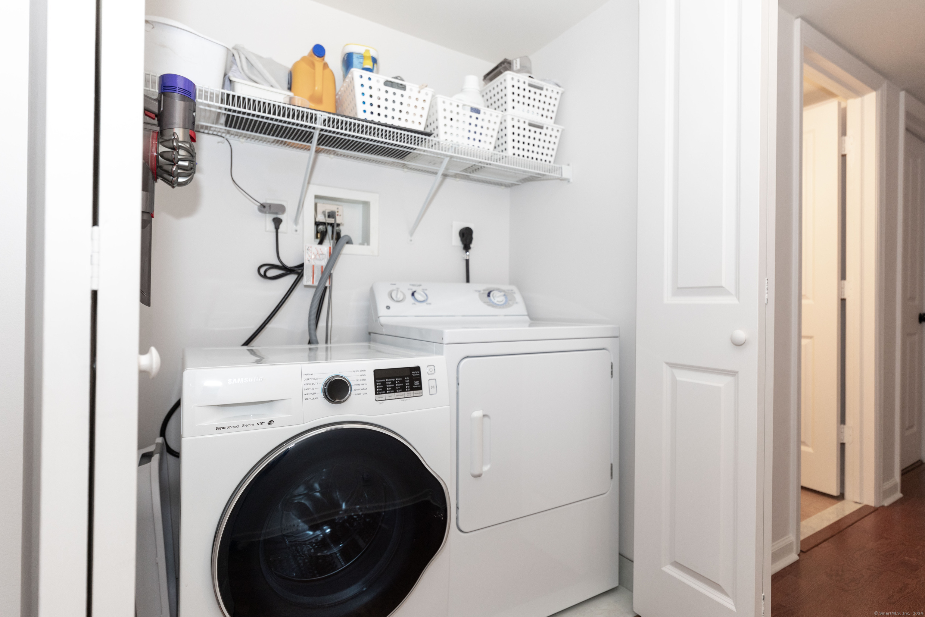 3250 Fairfield Avenue APT 205