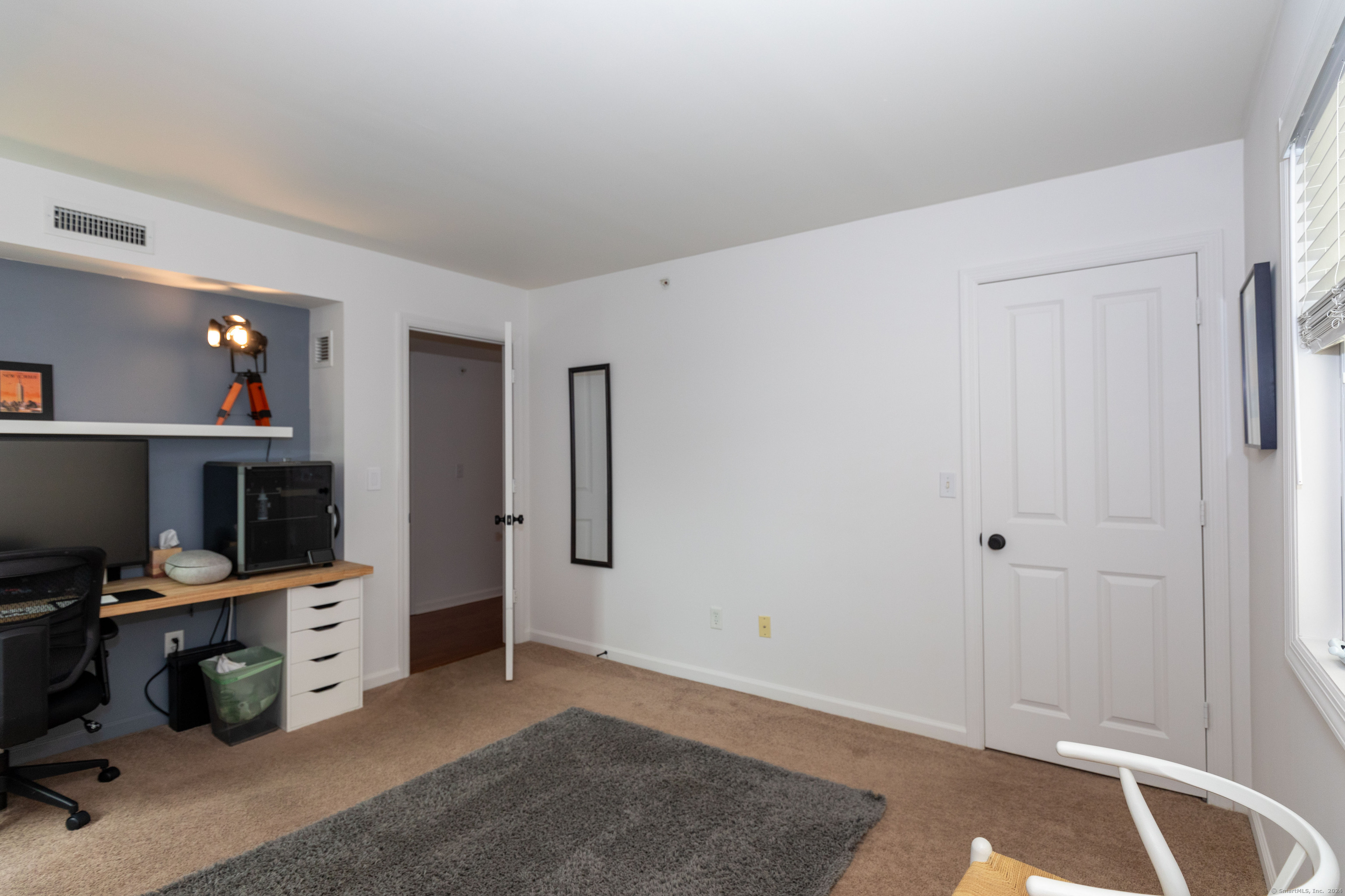 3250 Fairfield Avenue APT 205