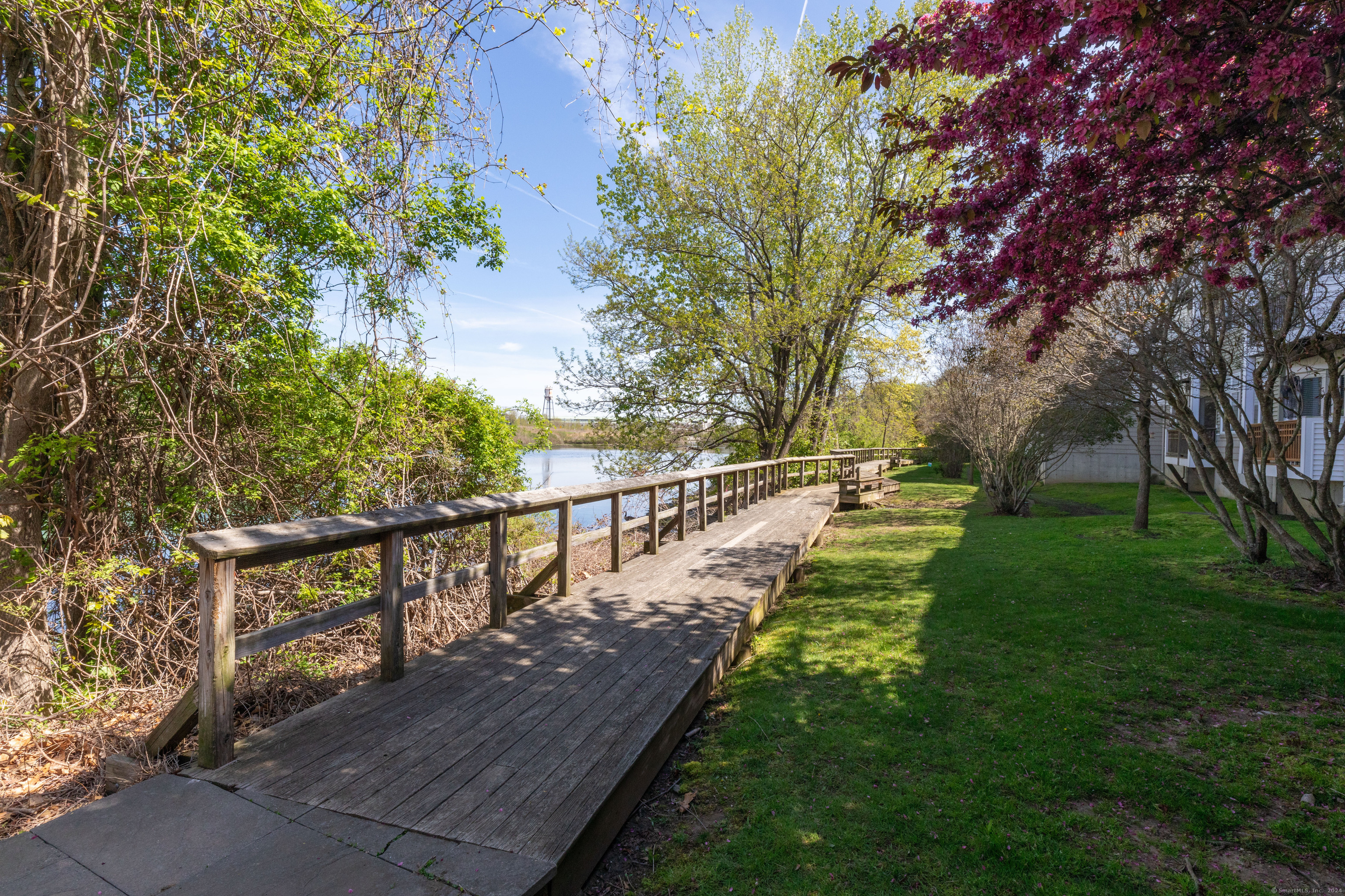 3250 Fairfield Avenue APT 205