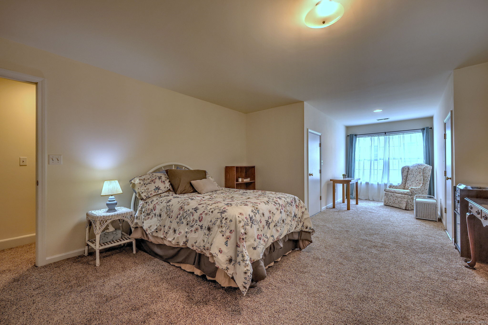 273 New Haven Avenue 8