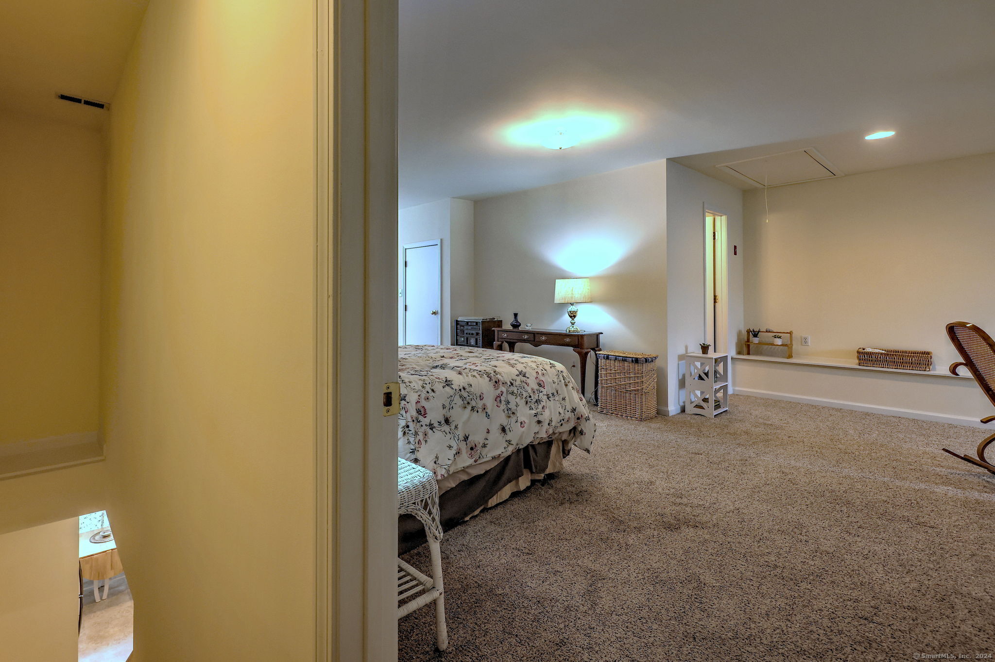 273 New Haven Avenue 8