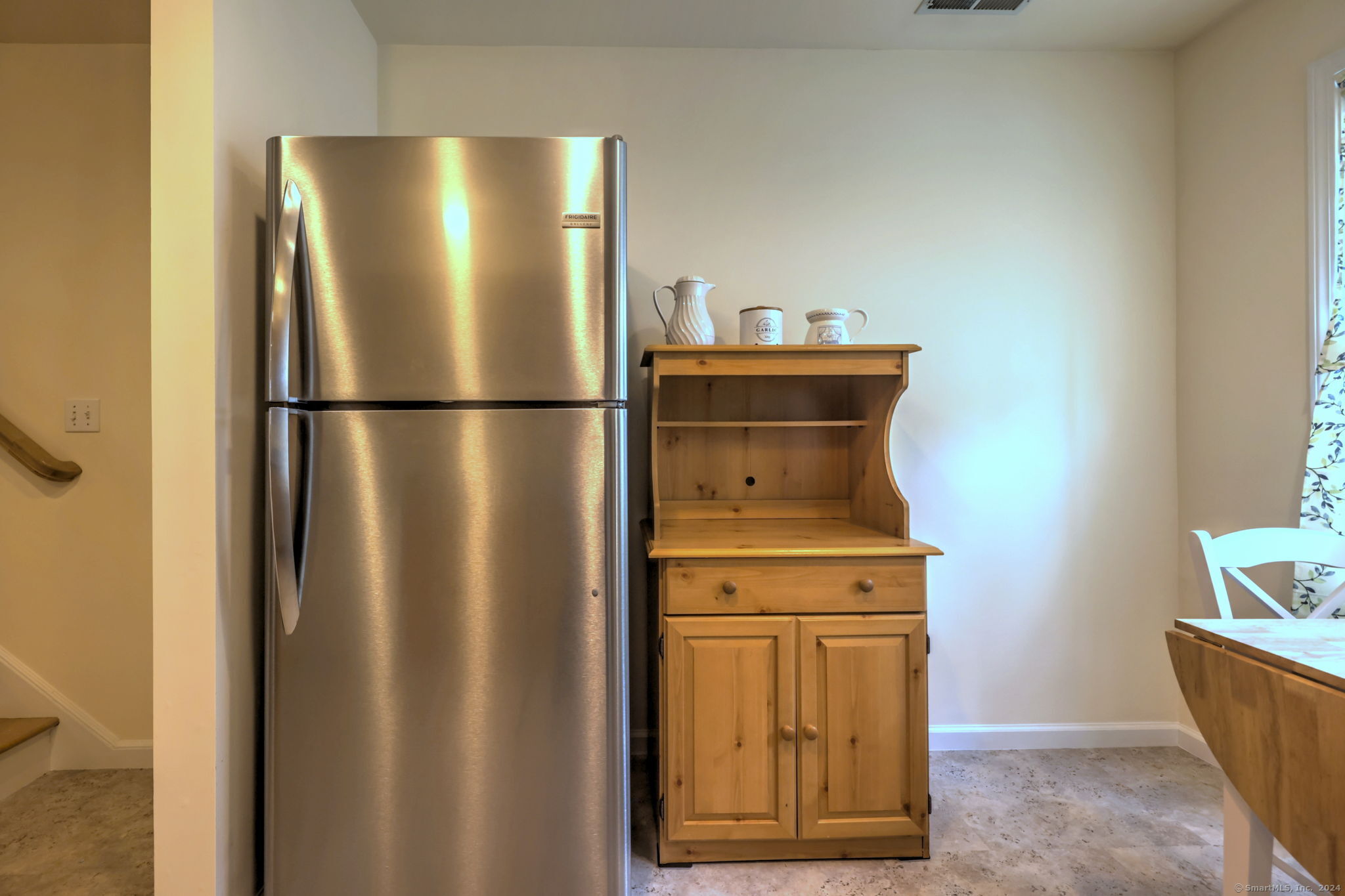 273 New Haven Avenue 8
