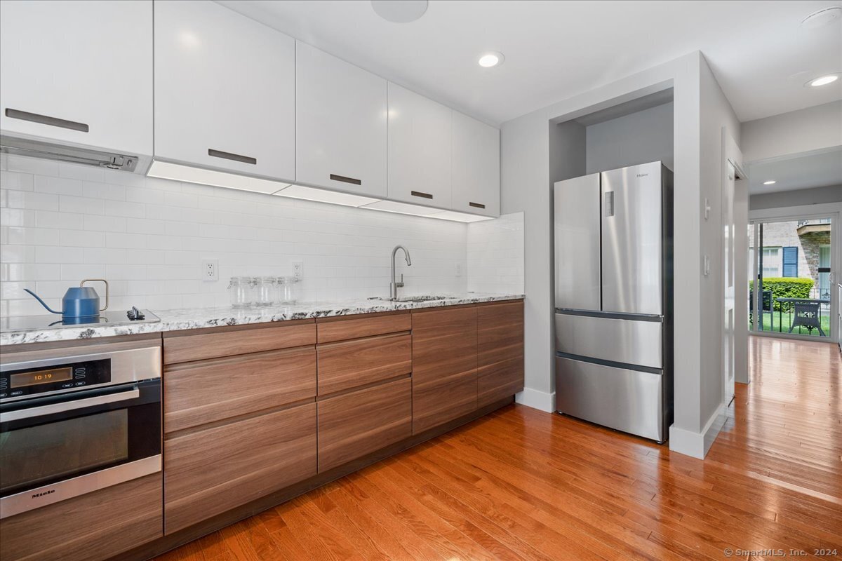 37 Woodway Road APT B2