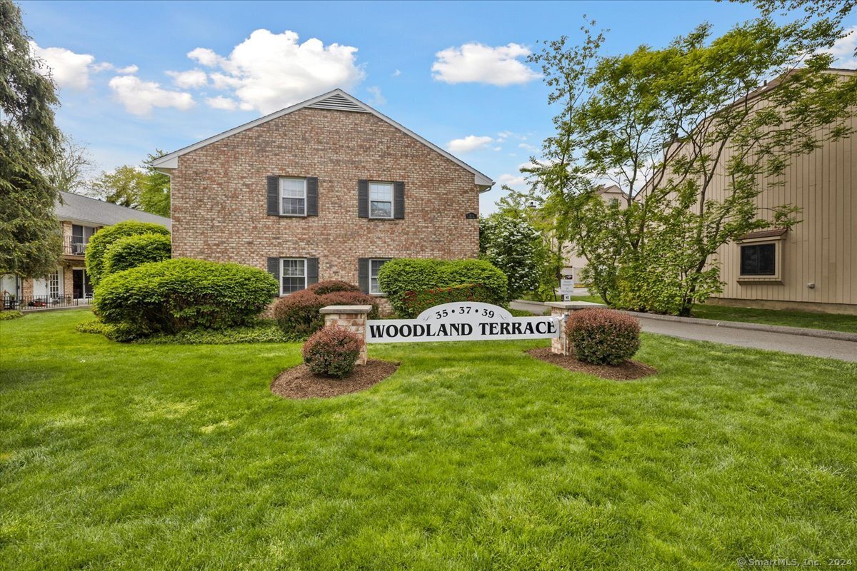 37 Woodway Road APT B2
