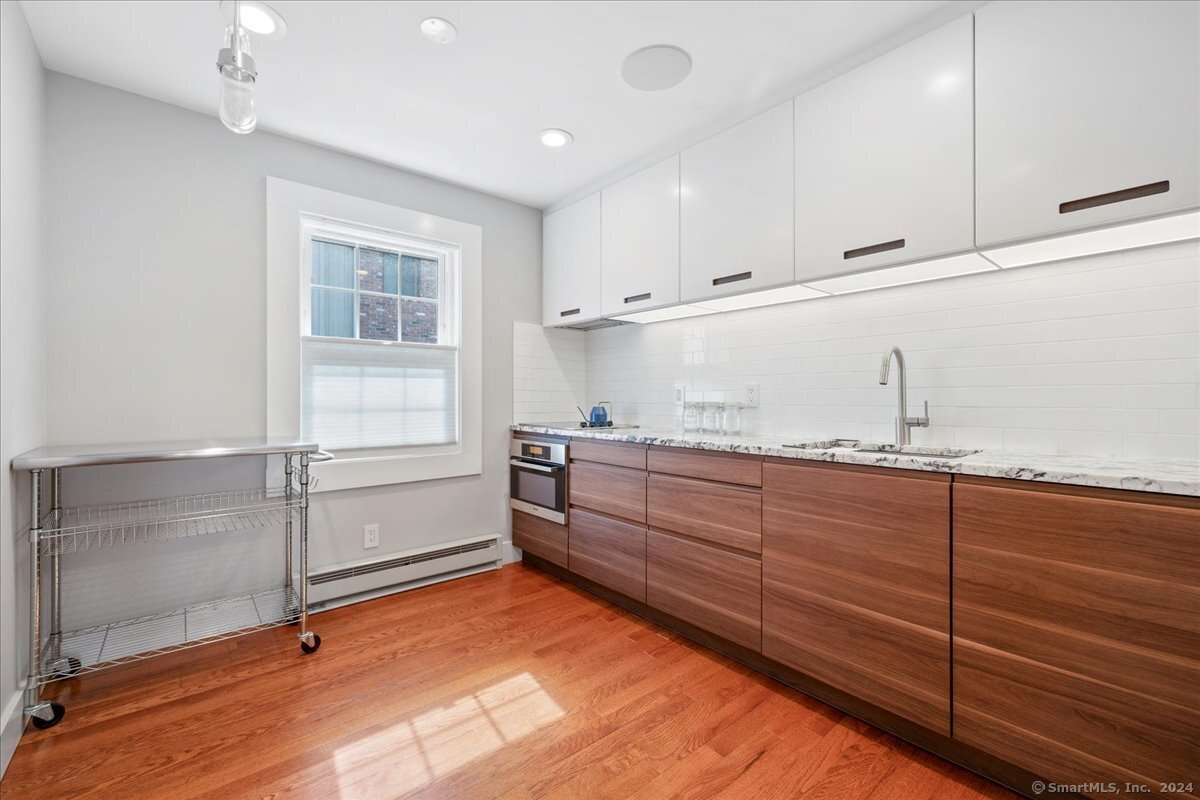 37 Woodway Road APT B2