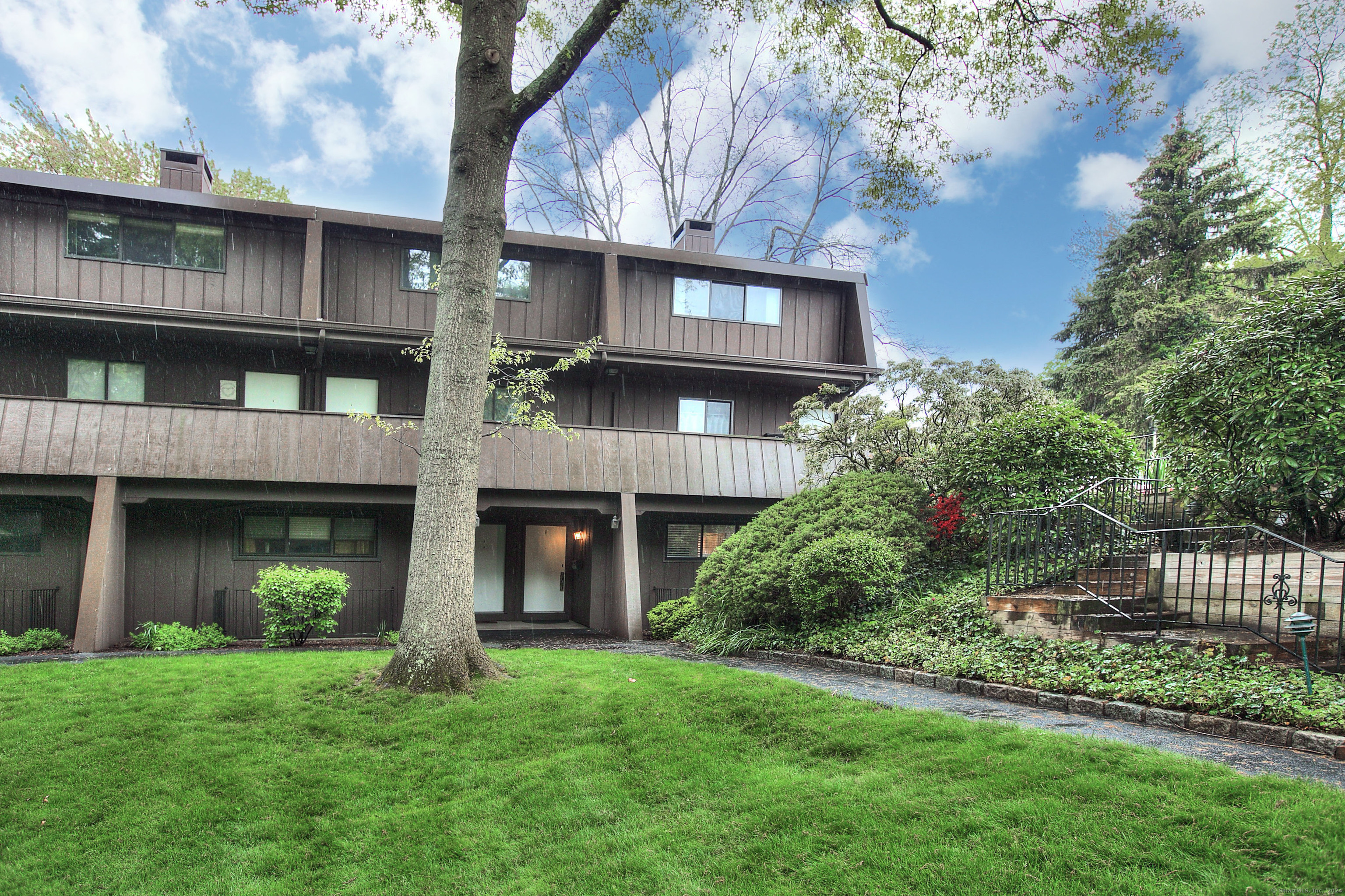 187 Knapps Highway 187