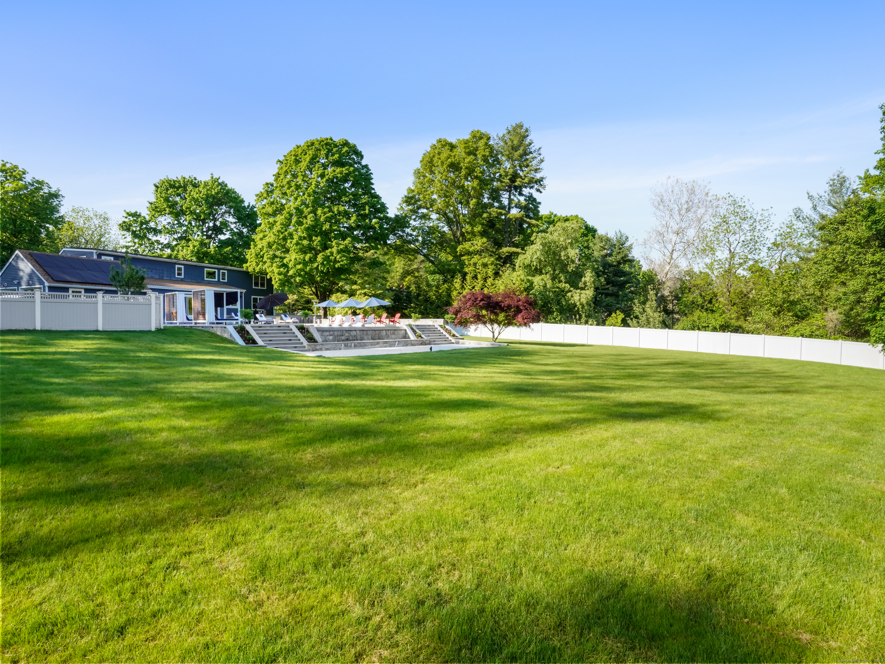 64 Long Lots Road