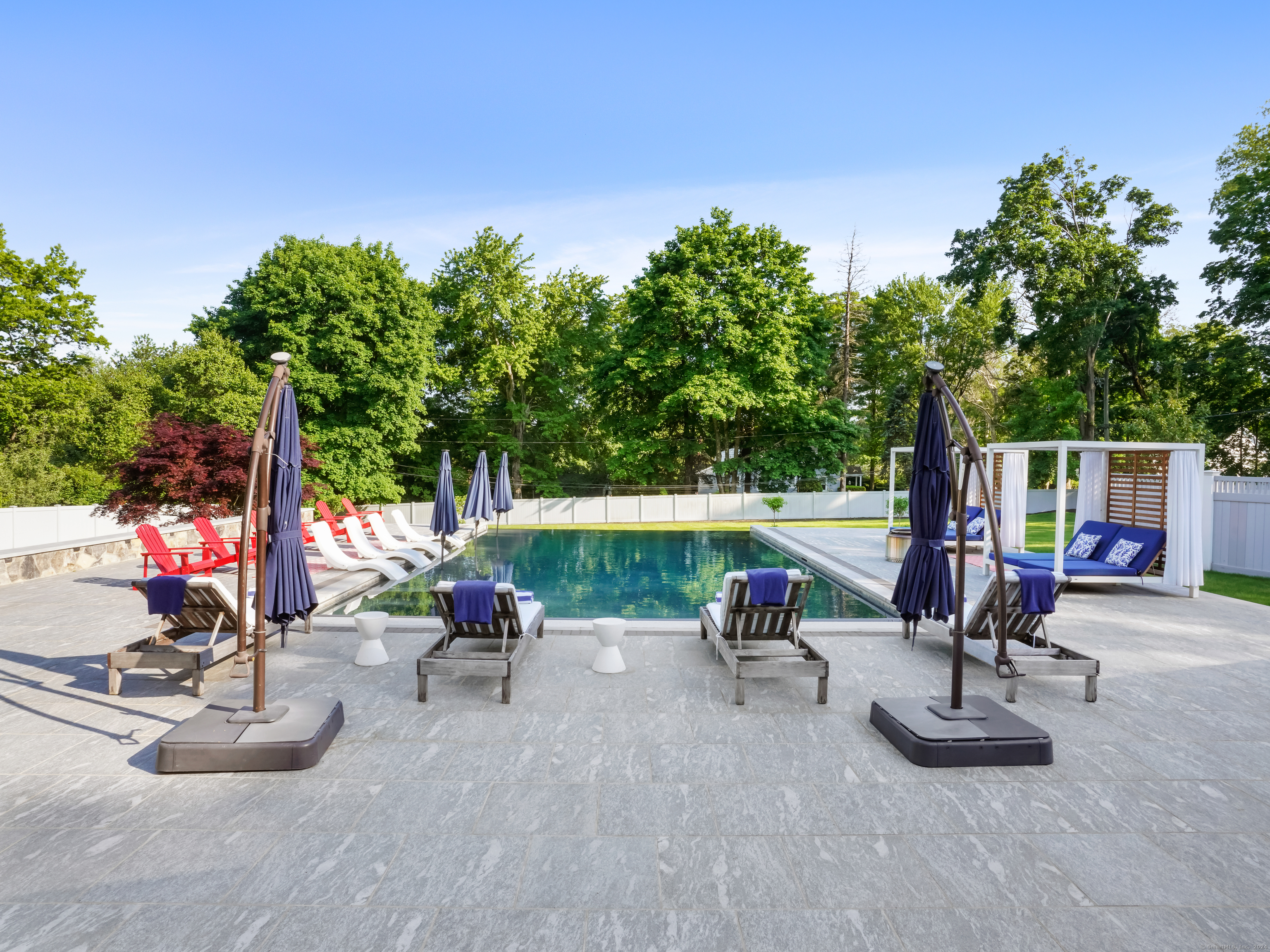 64 Long Lots Road