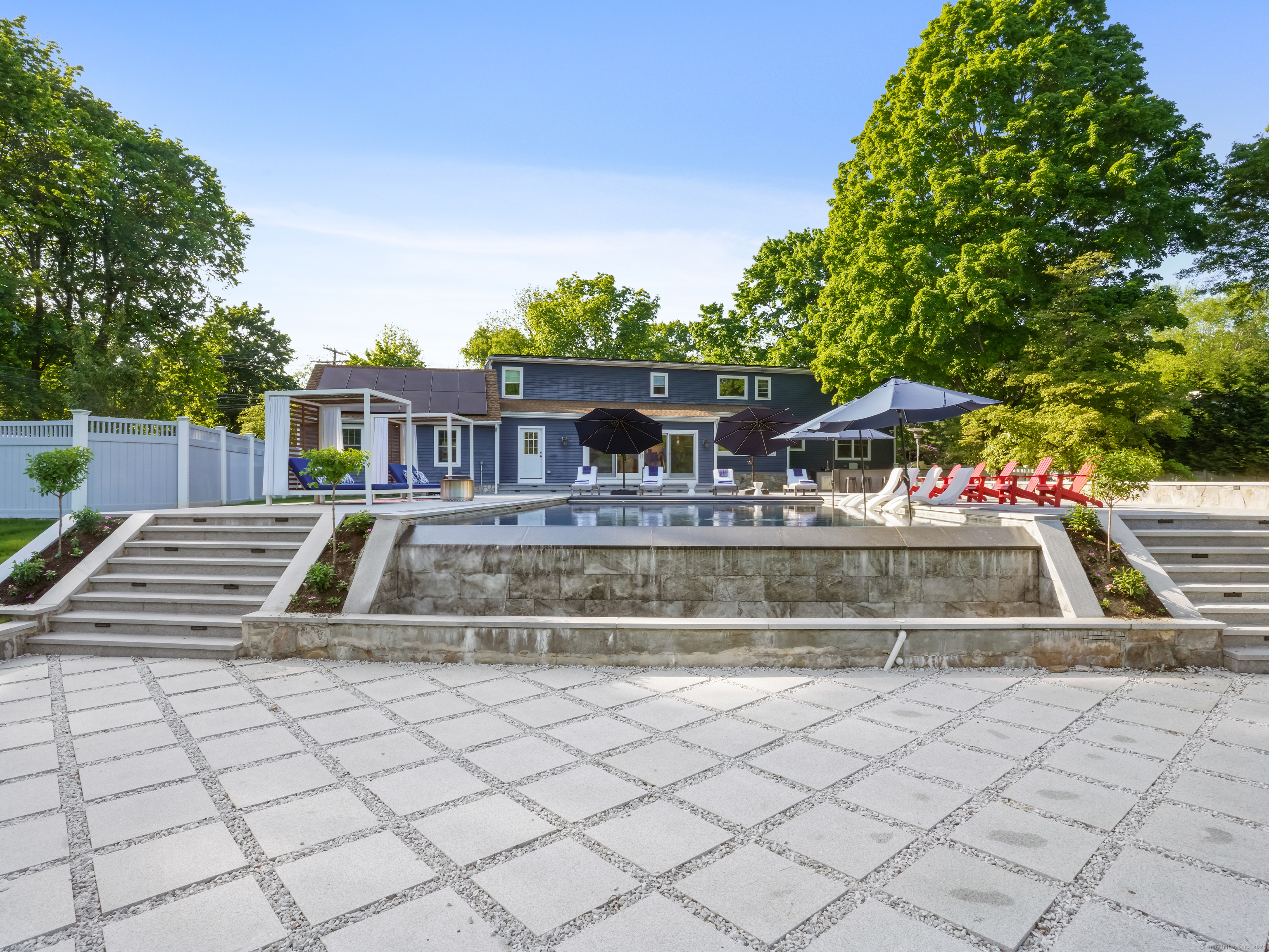 64 Long Lots Road
