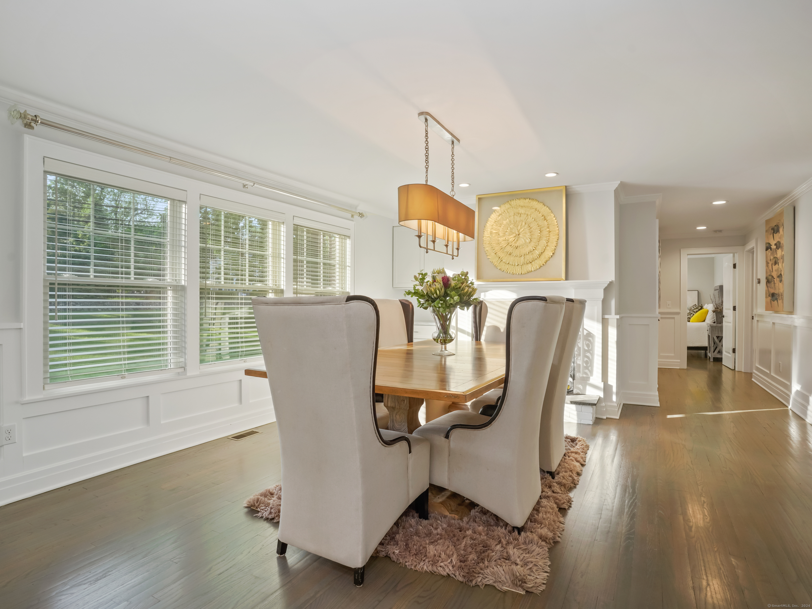 64 Long Lots Road