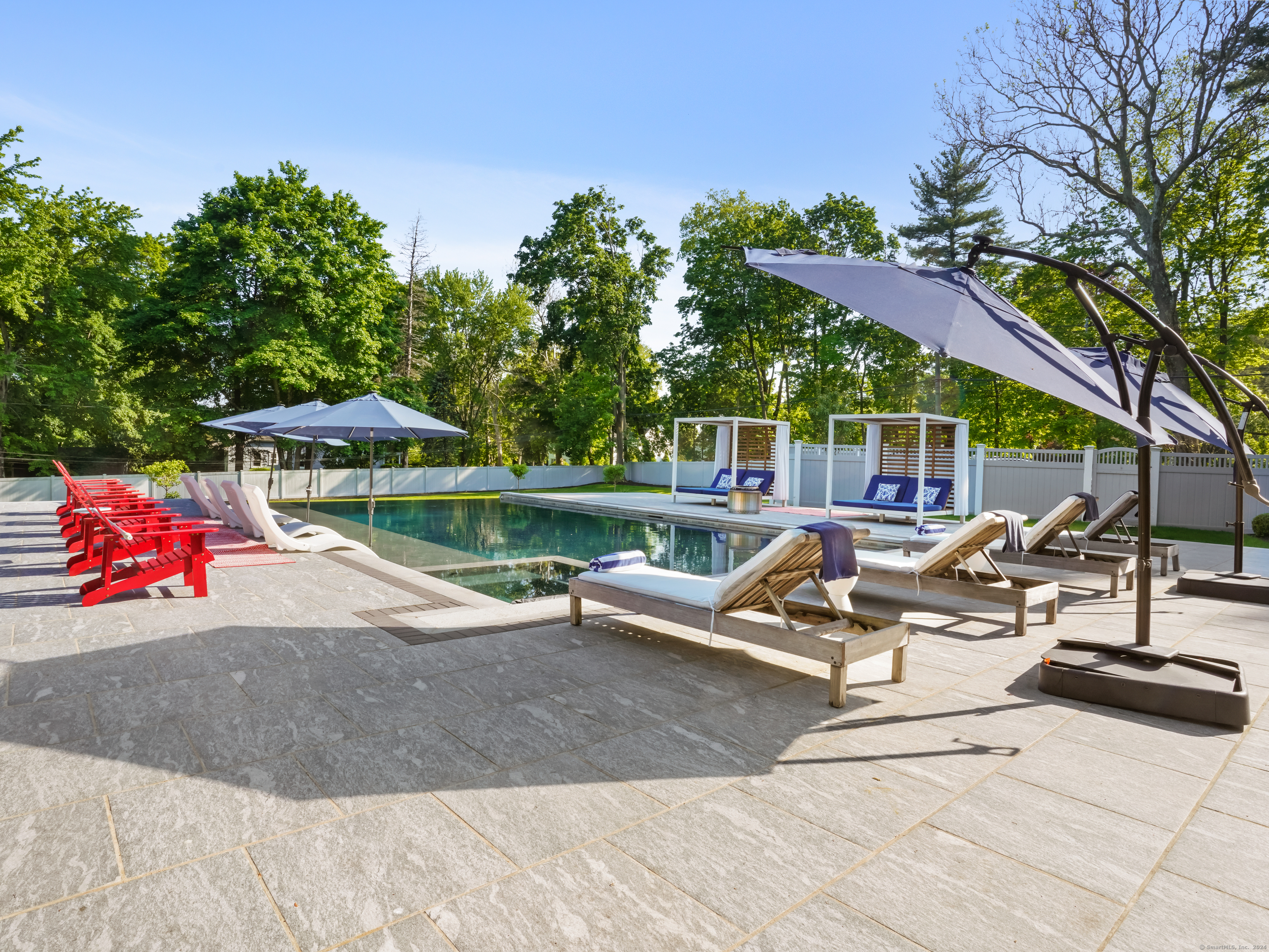 64 Long Lots Road