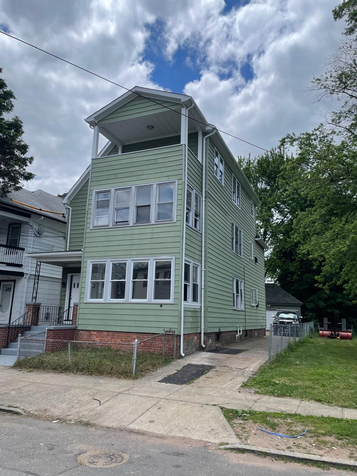 86 Gilbert Street 2