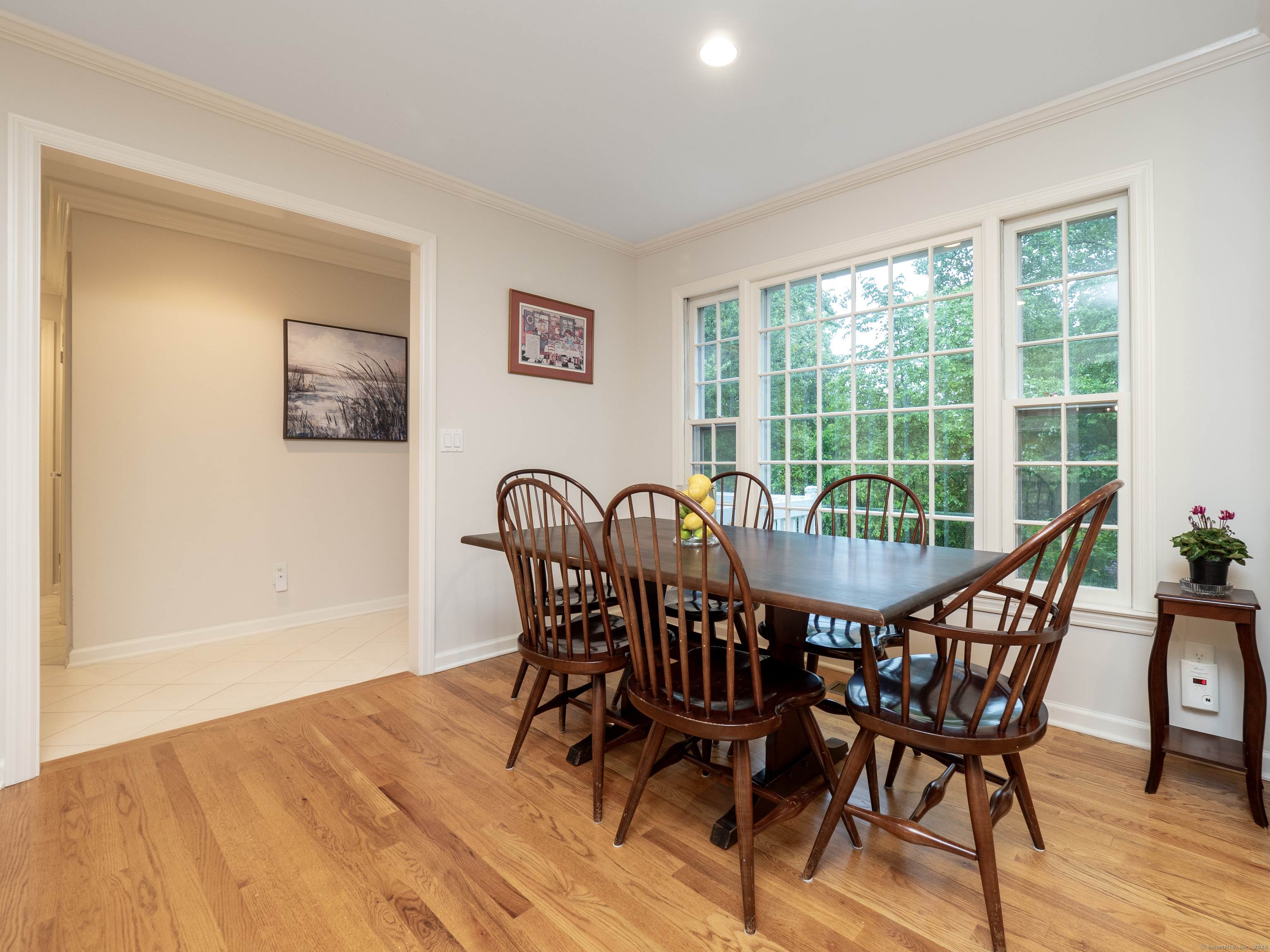 7 Hillcrest Place