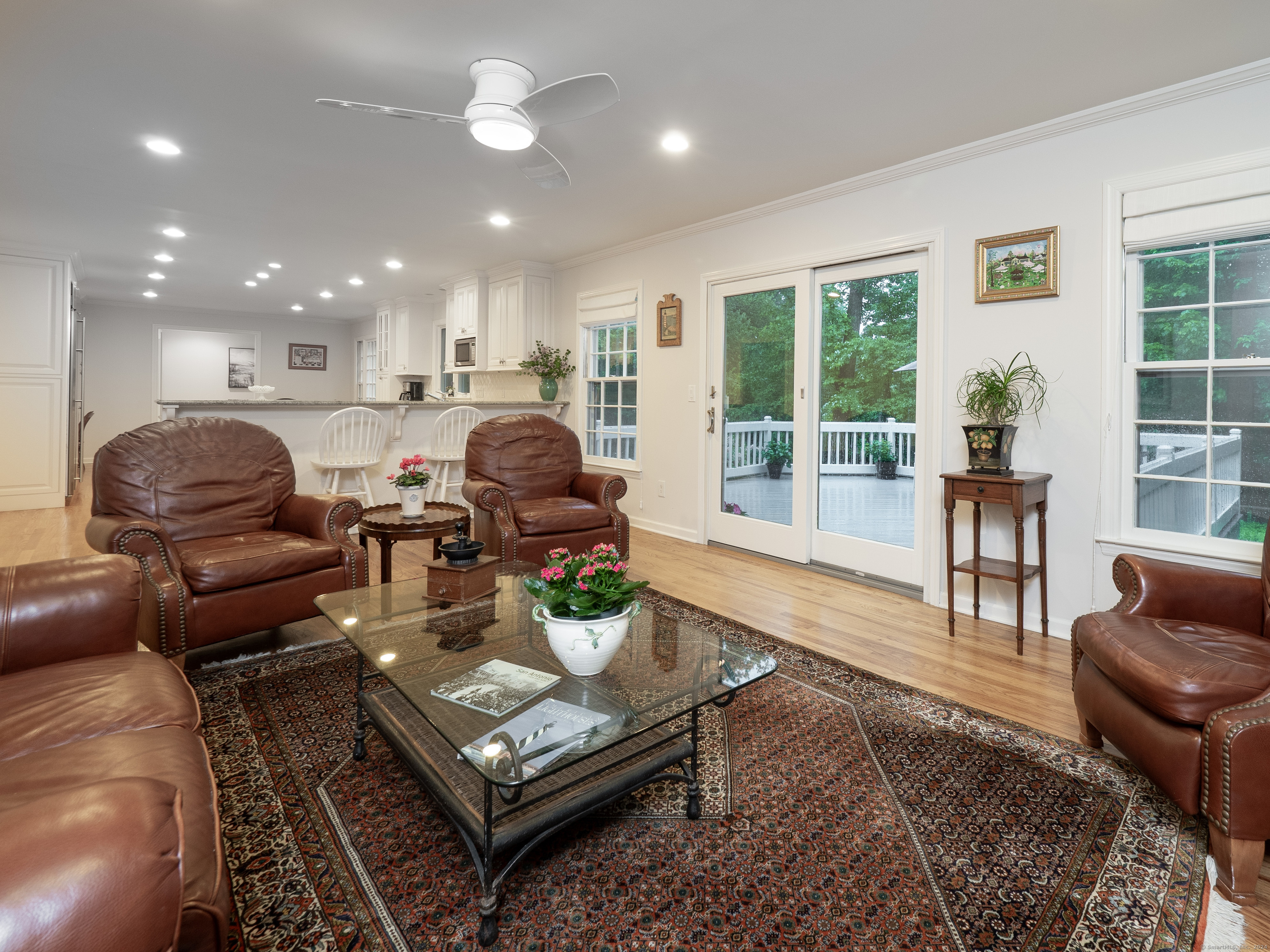 7 Hillcrest Place