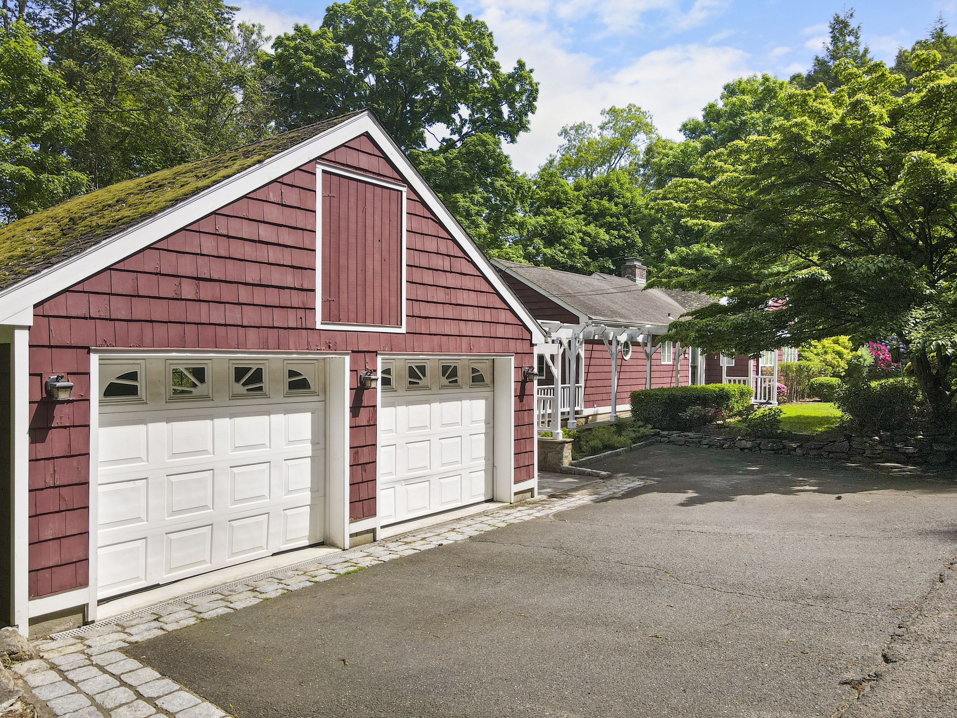 116 Chicken Street