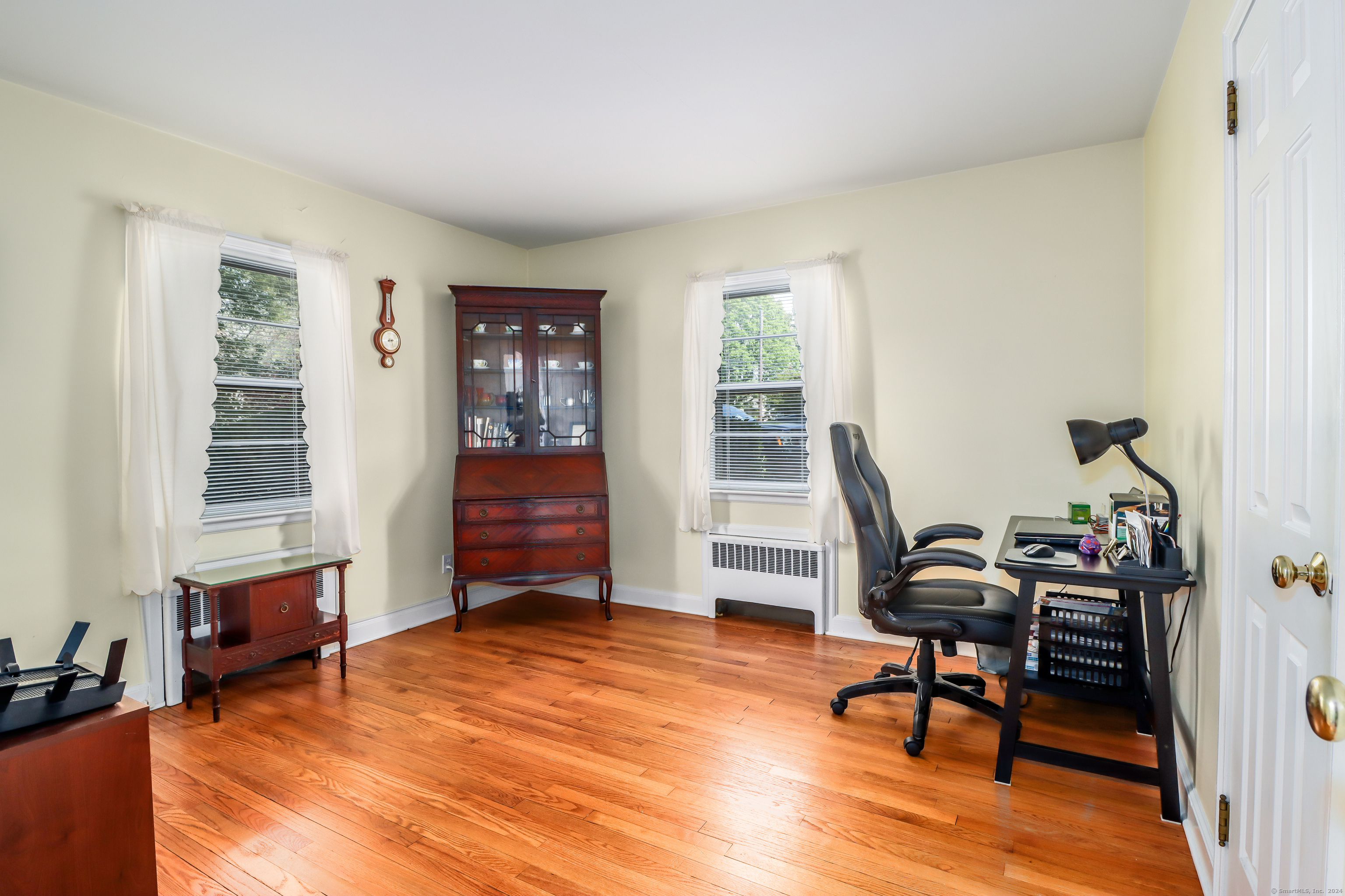 142 Soundview Court