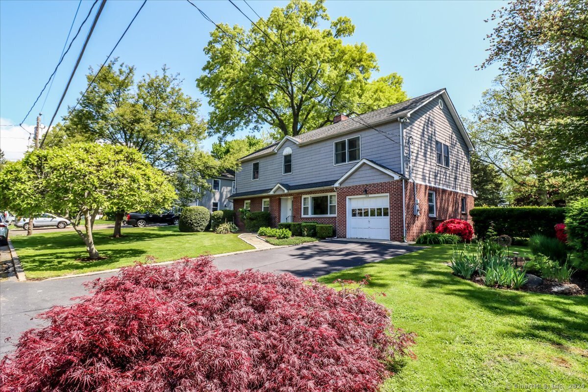 142 Soundview Court