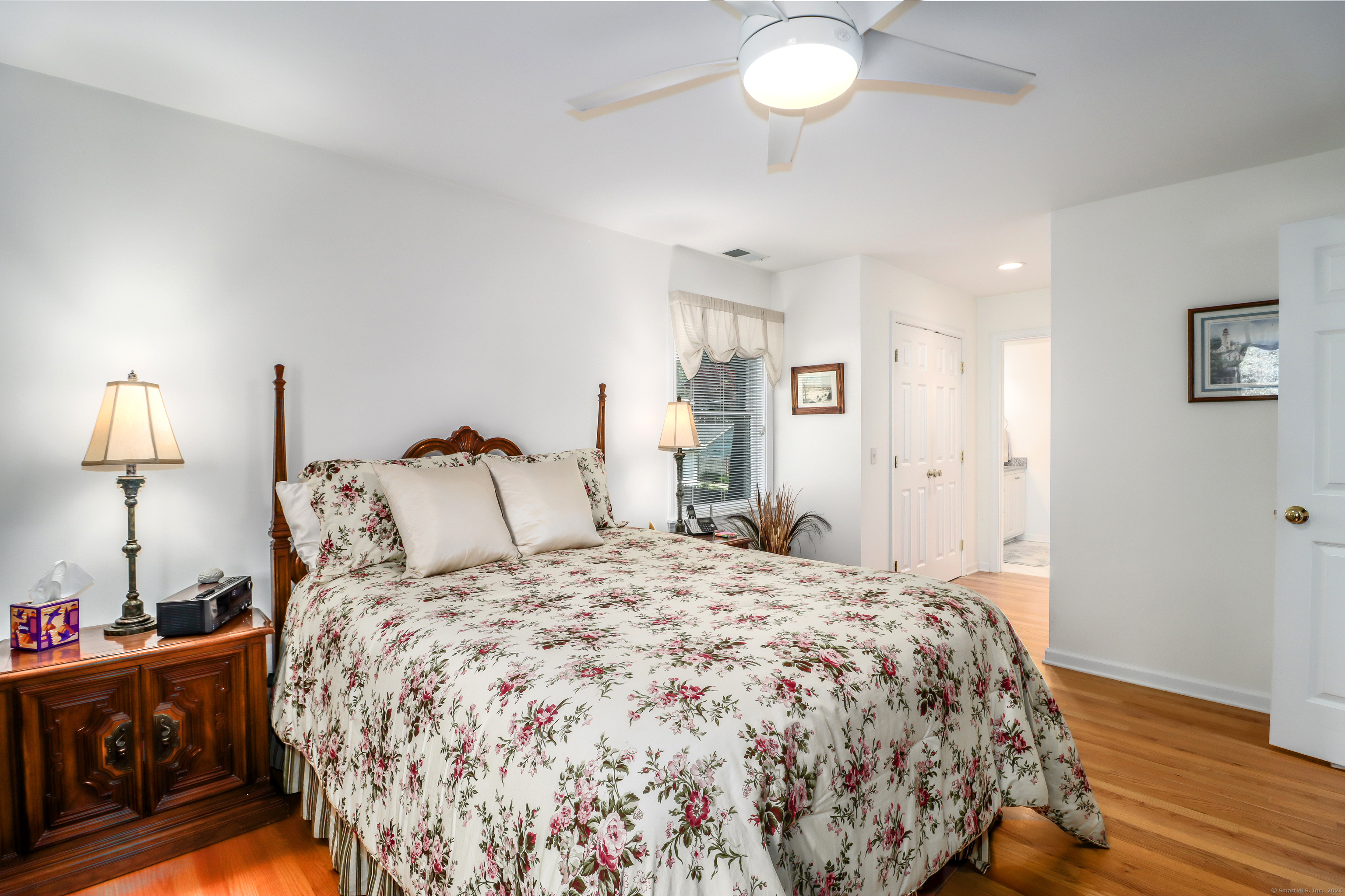 142 Soundview Court
