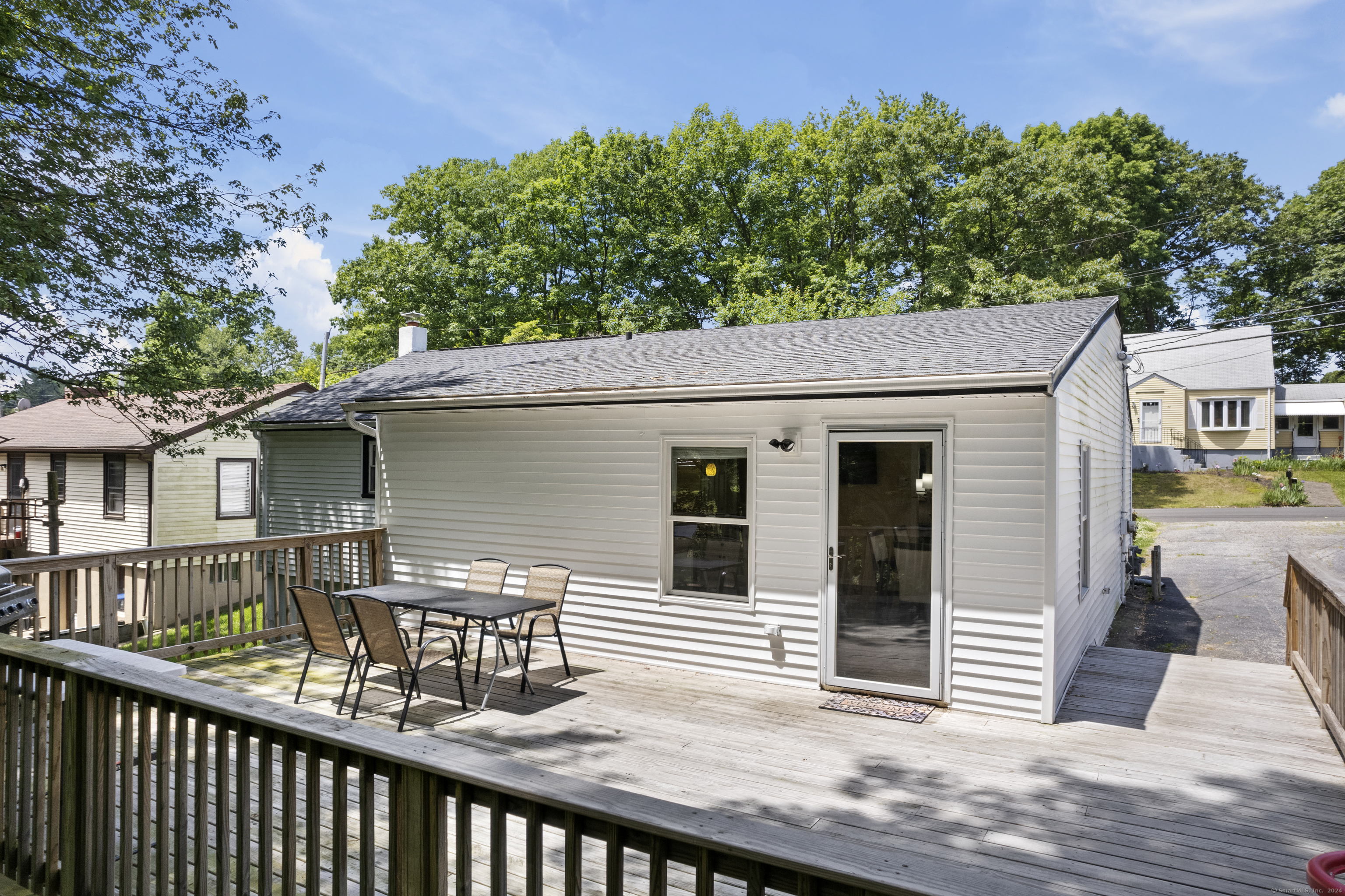 327 Red Oak Road