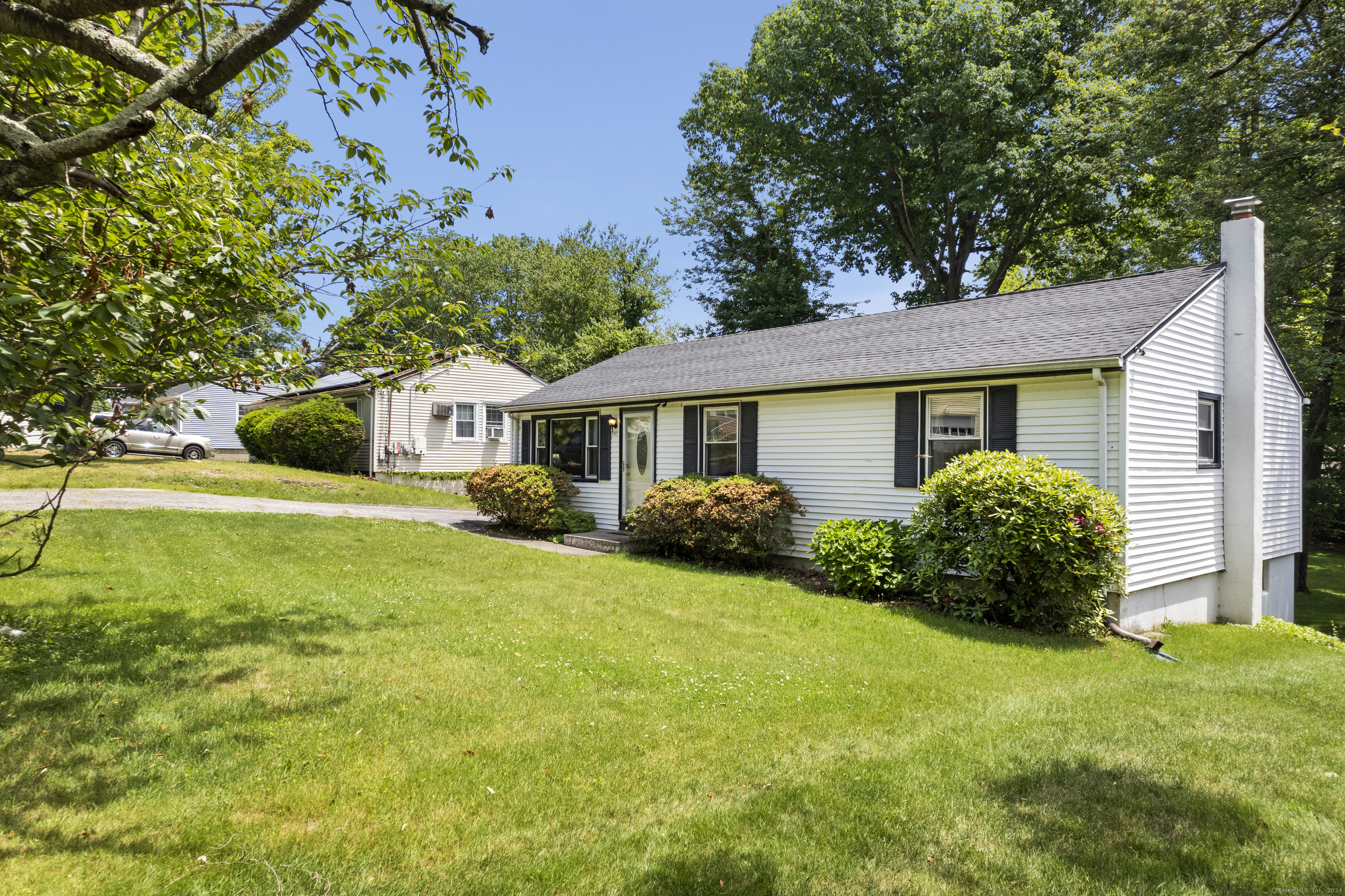 327 Red Oak Road