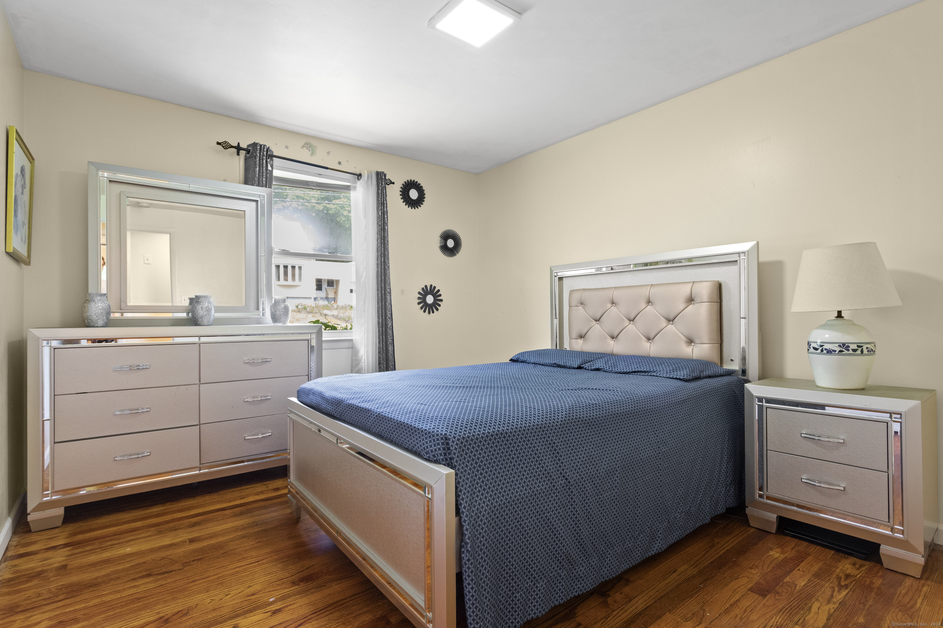 327 Red Oak Road