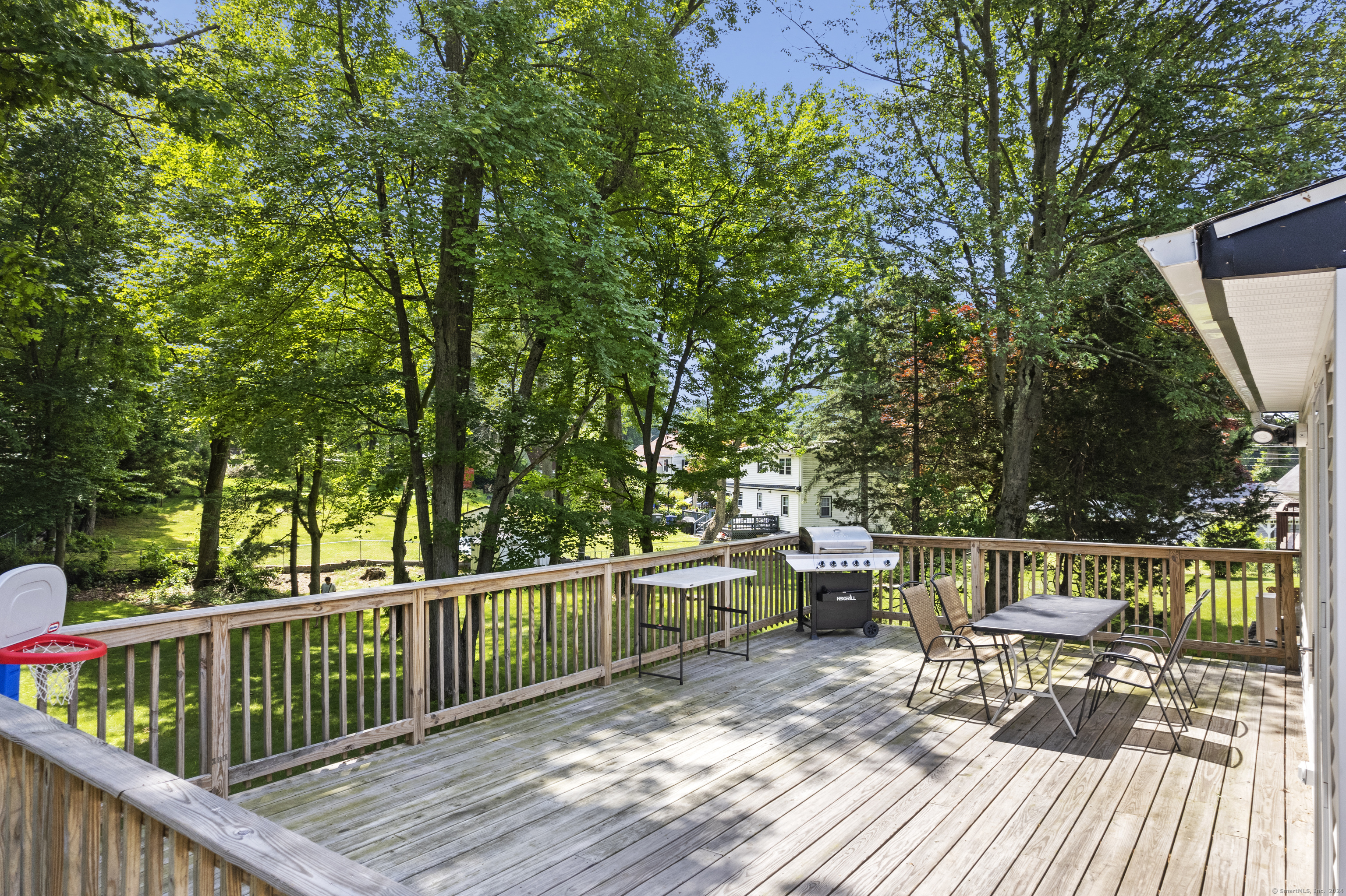 327 Red Oak Road