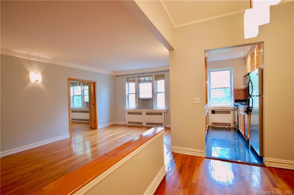 70 Strawberry Hill Avenue 5-1B