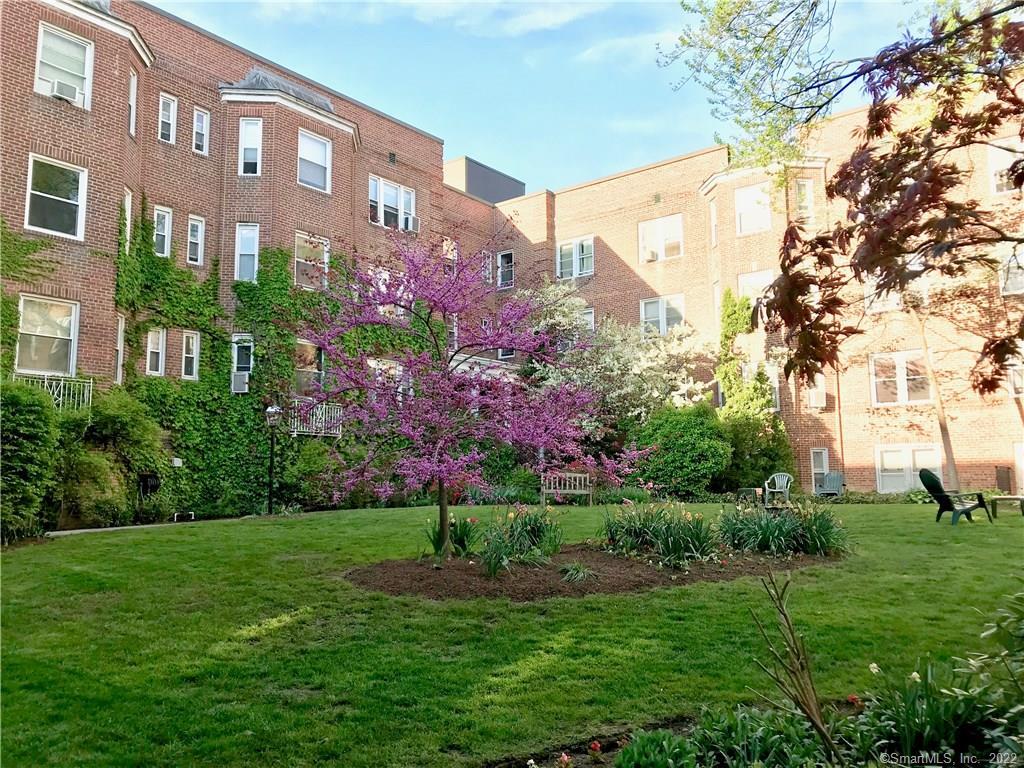 70 Strawberry Hill Avenue 5-1B